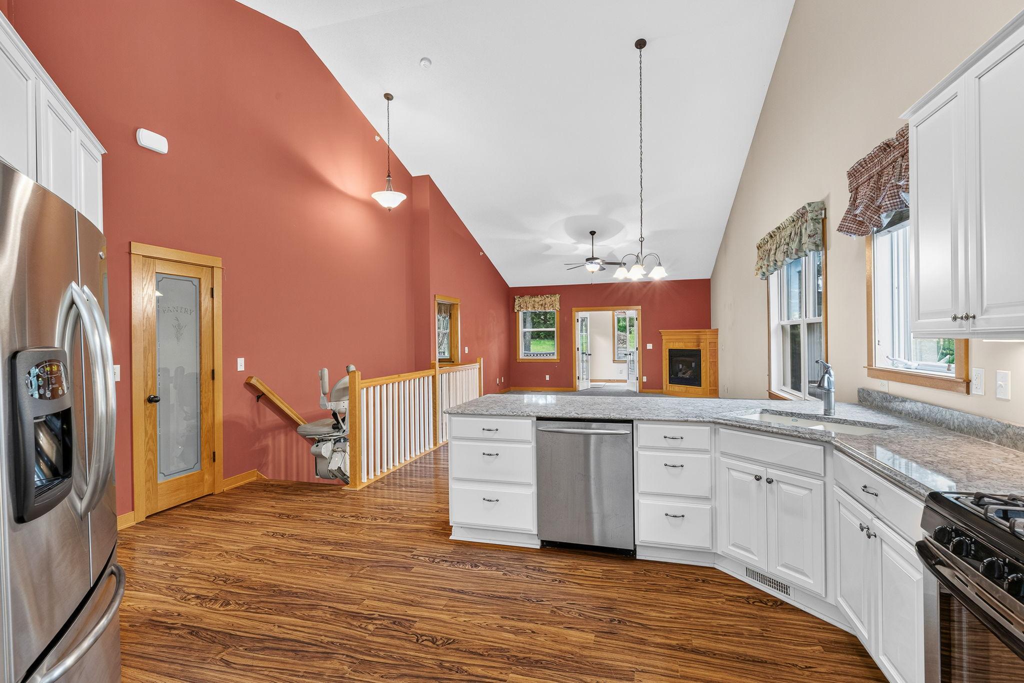 View of Residential at 5845 Oakgreen Court, Stillwater MN 55082, Stillwater (13 of 37) - Mike Wilen | Minnesota Team Real Estate
