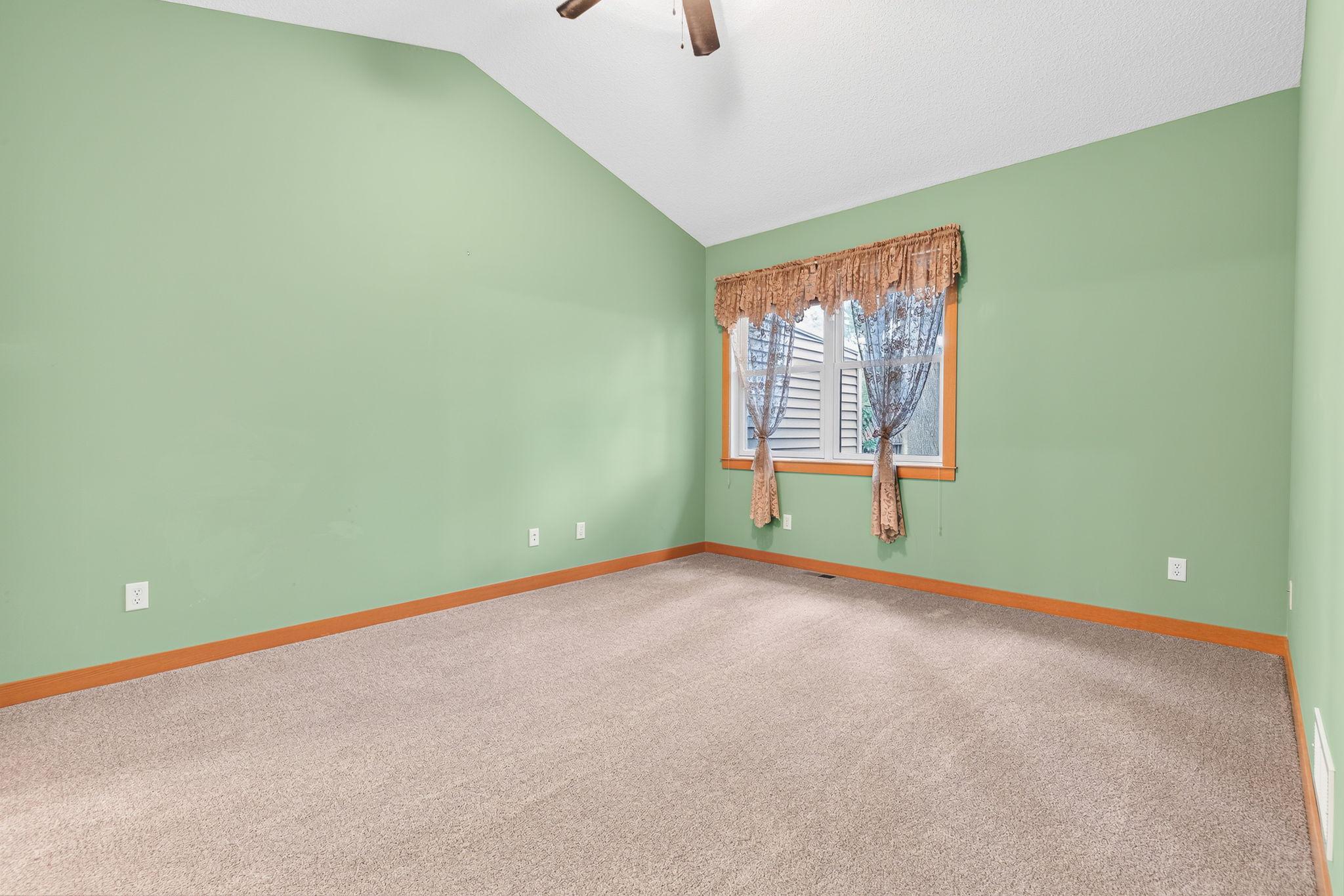View of Residential at 5845 Oakgreen Court, Stillwater MN 55082, Stillwater (17 of 37) - Mike Wilen | Minnesota Team Real Estate