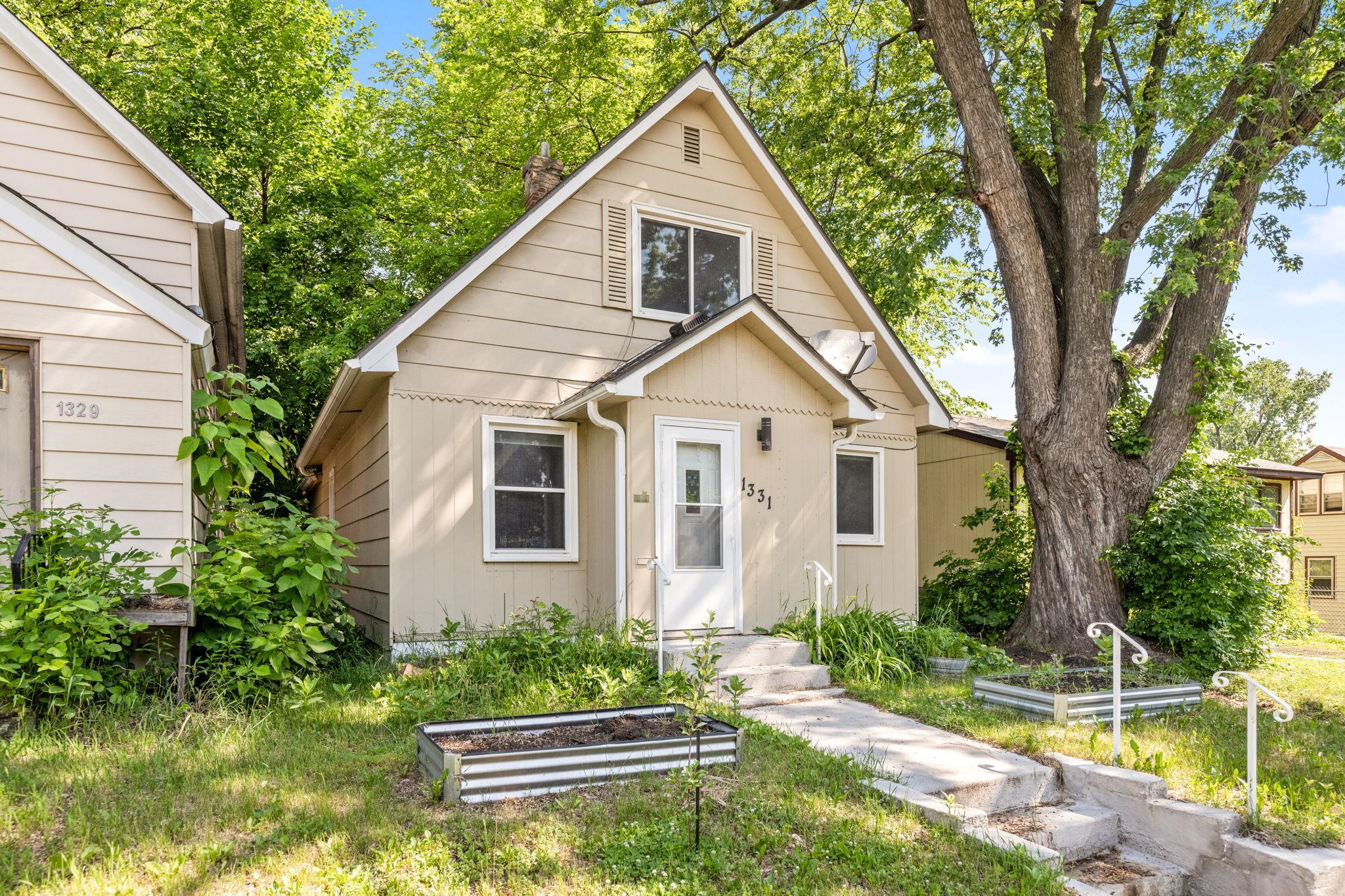 View of Single Family at 1331 4th Street, Saint Paul - Mike Wilen | Minnesota Team Real Estate