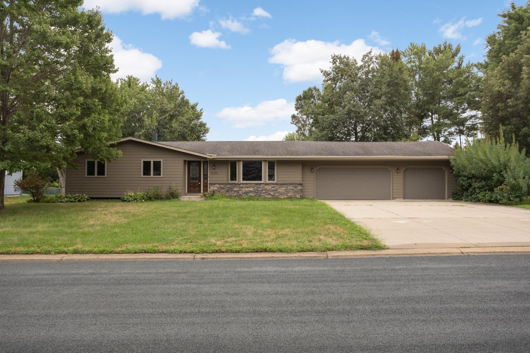 View of Residential at 3609 Canterbury Drive, Bloomington MN 55431, Bloomington - Mike Wilen | Minnesota Team Real Estate