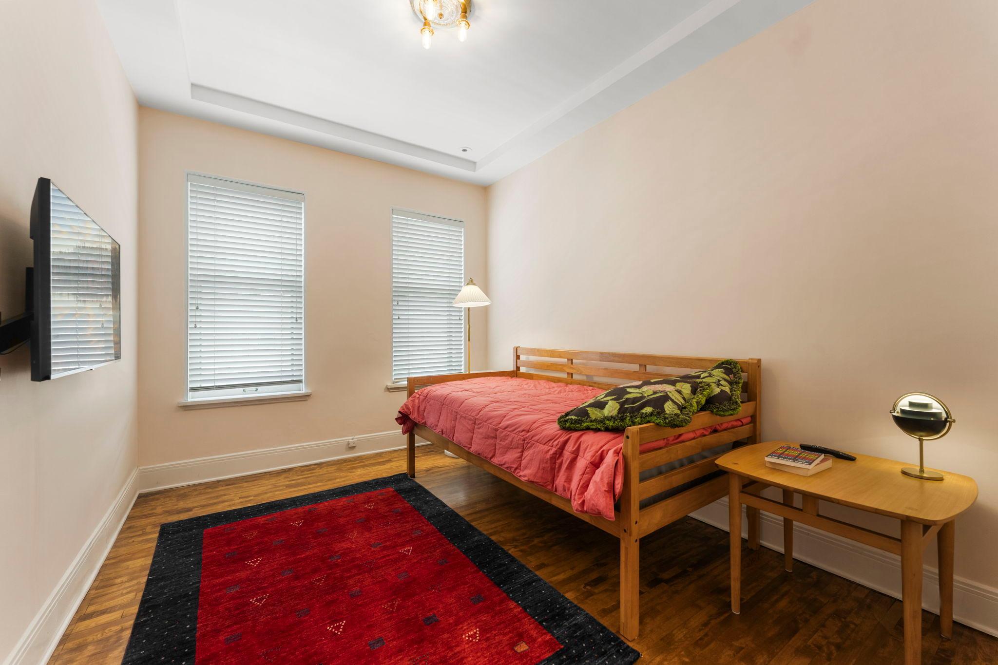 View of Residential at 2719 Humboldt Avenue #E, Minneapolis MN 55408, Minneapolis (23 of 33) - Mike Wilen | Minnesota Team Real Estate