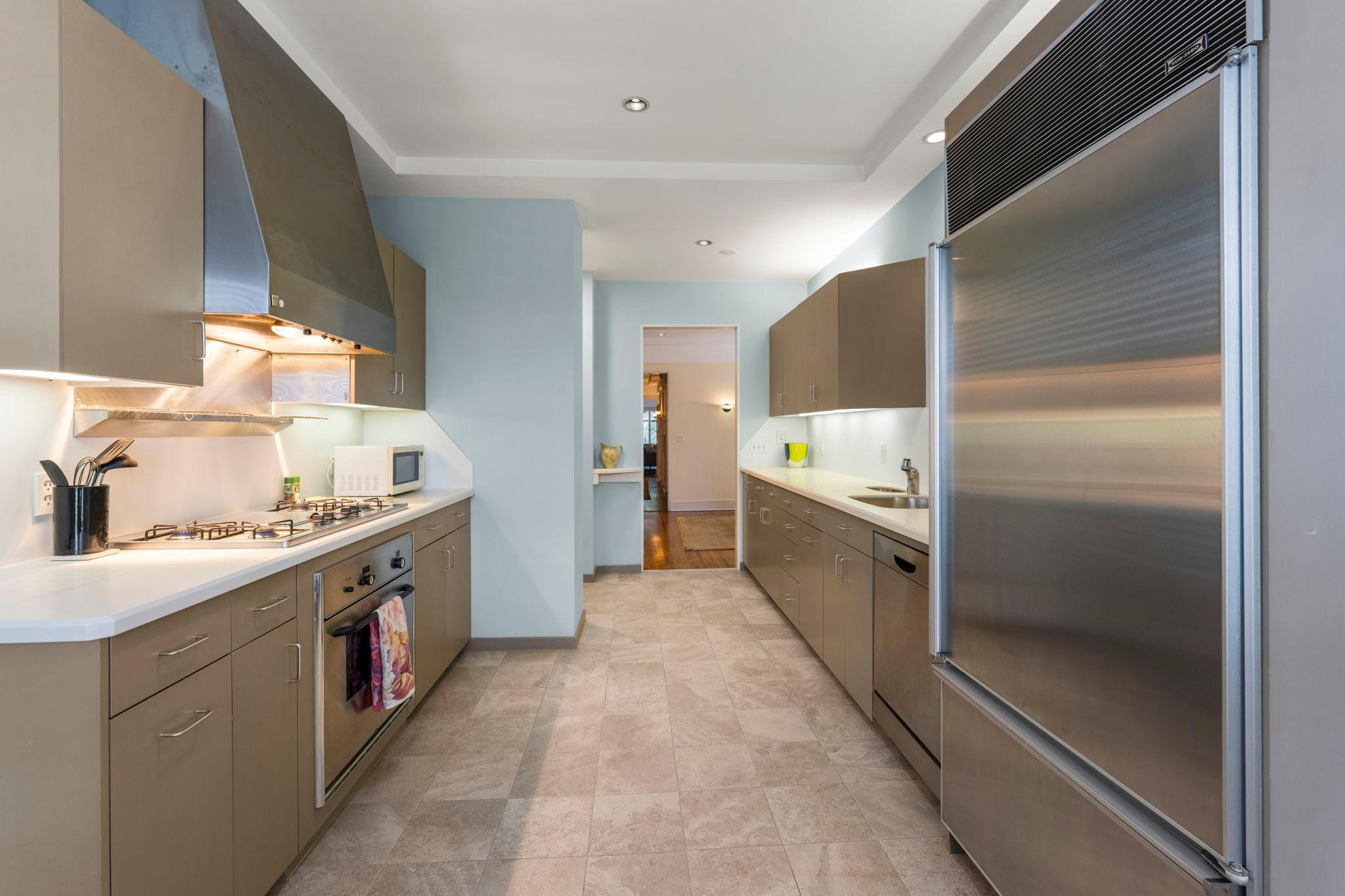 View of Residential at 2719 Humboldt Avenue #E, Minneapolis MN 55408, Minneapolis (17 of 33) - Mike Wilen | Minnesota Team Real Estate