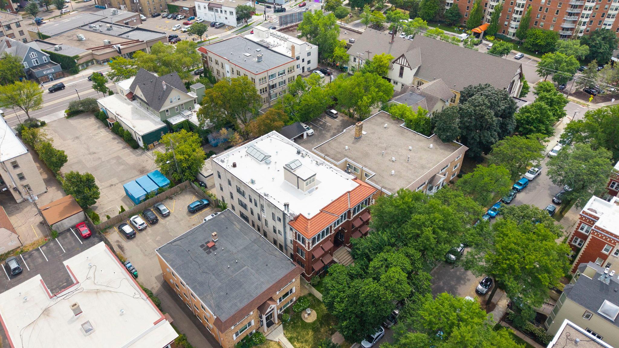 View of Residential at 2719 Humboldt Avenue #E, Minneapolis MN 55408, Minneapolis (31 of 33) - Mike Wilen | Minnesota Team Real Estate