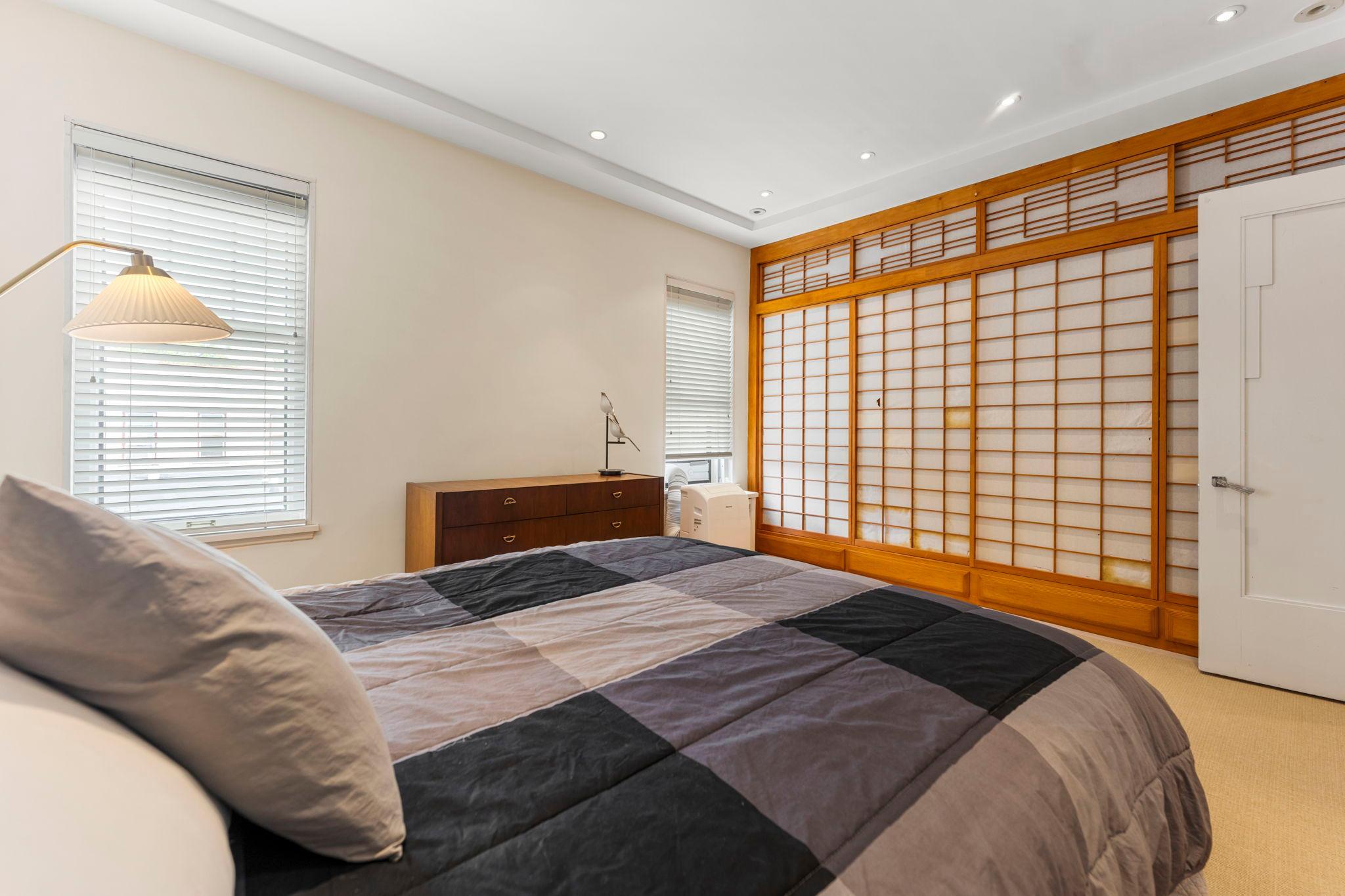 View of Residential at 2719 Humboldt Avenue #E, Minneapolis MN 55408, Minneapolis (21 of 33) - Mike Wilen | Minnesota Team Real Estate