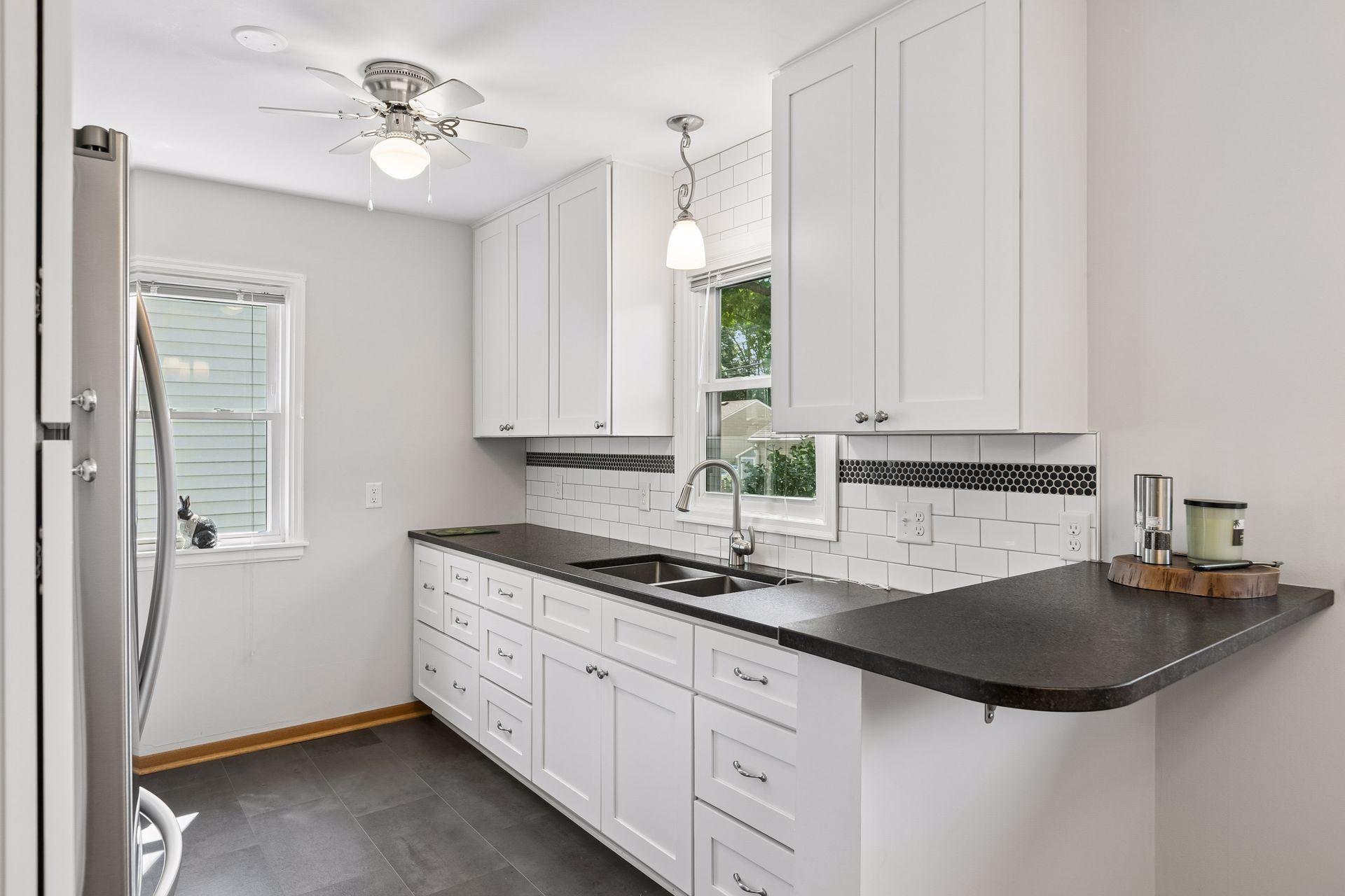 View of Residential at 2908 Hampshire Avenue, Saint Louis Park MN 55426, Saint Louis Park (3 of 29) - Mike Wilen | Minnesota Team Real Estate