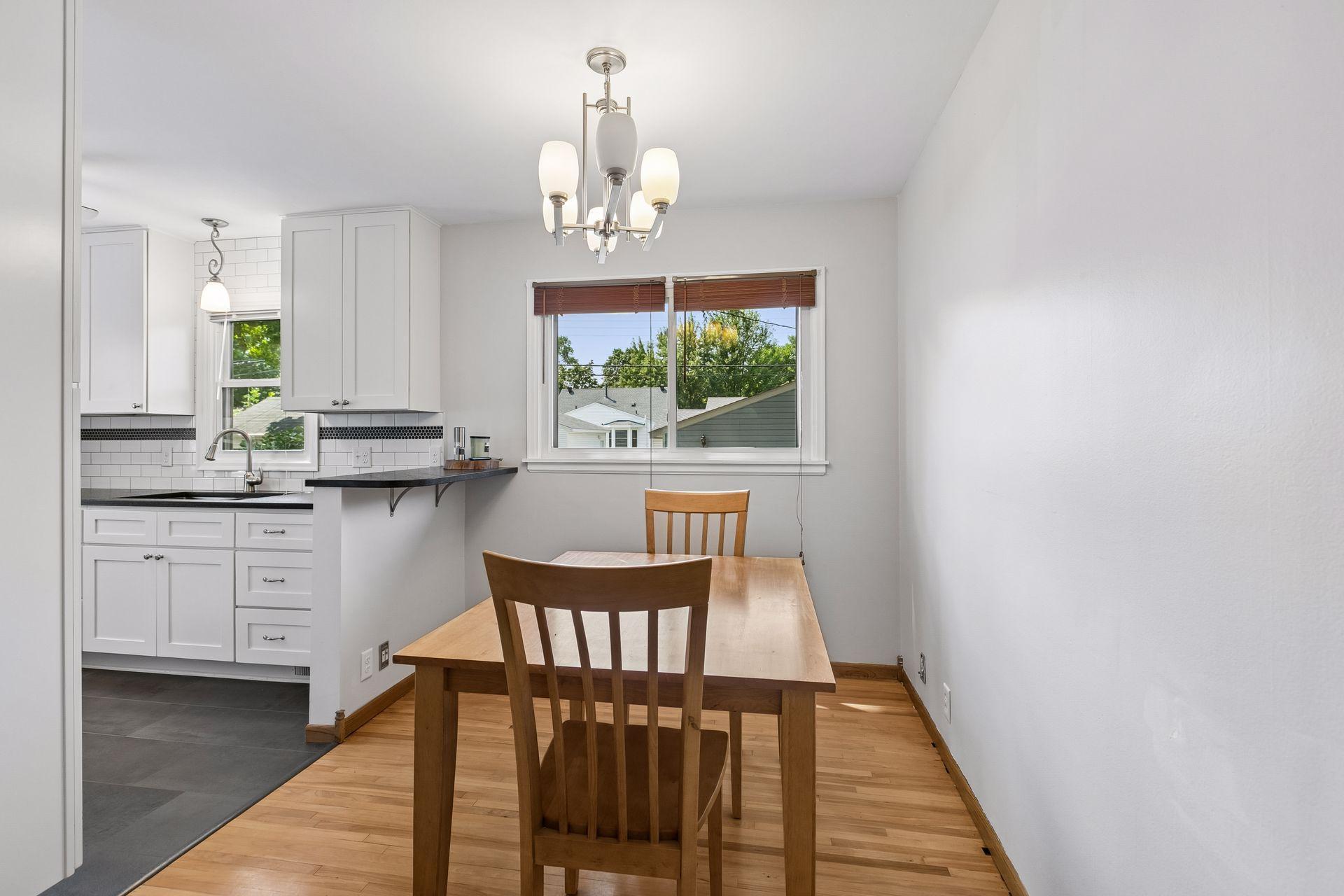 View of Residential at 2908 Hampshire Avenue, Saint Louis Park MN 55426, Saint Louis Park (6 of 29) - Mike Wilen | Minnesota Team Real Estate