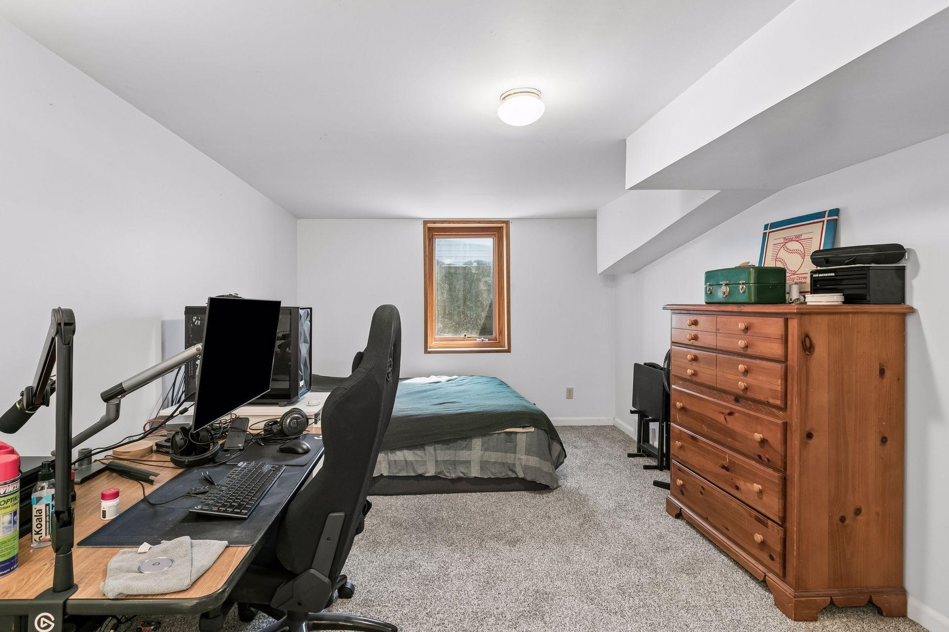 View of Residential at 2908 Hampshire Avenue, Saint Louis Park MN 55426, Saint Louis Park (21 of 29) - Mike Wilen | Minnesota Team Real Estate