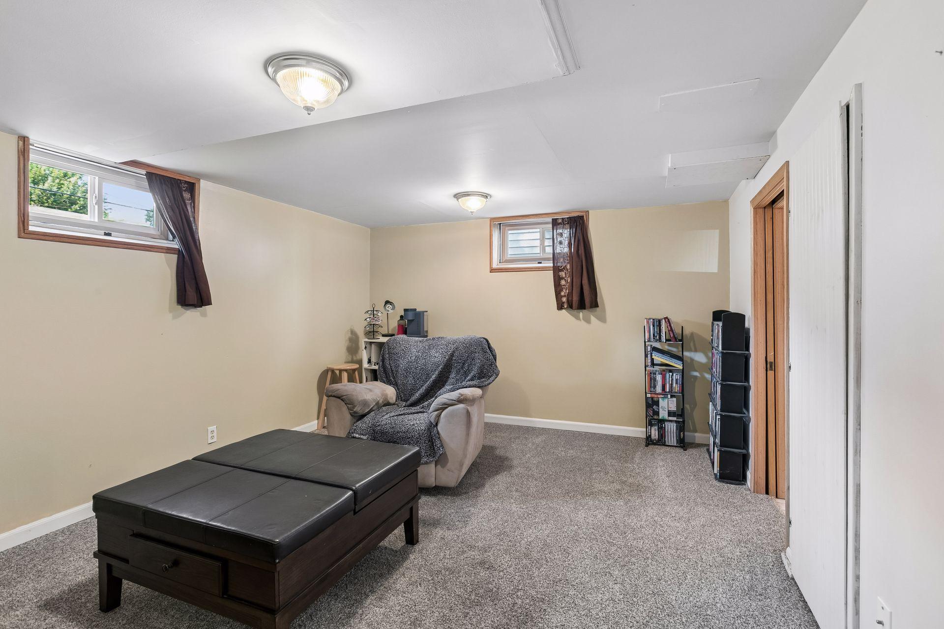 View of Residential at 2908 Hampshire Avenue, Saint Louis Park MN 55426, Saint Louis Park (24 of 29) - Mike Wilen | Minnesota Team Real Estate