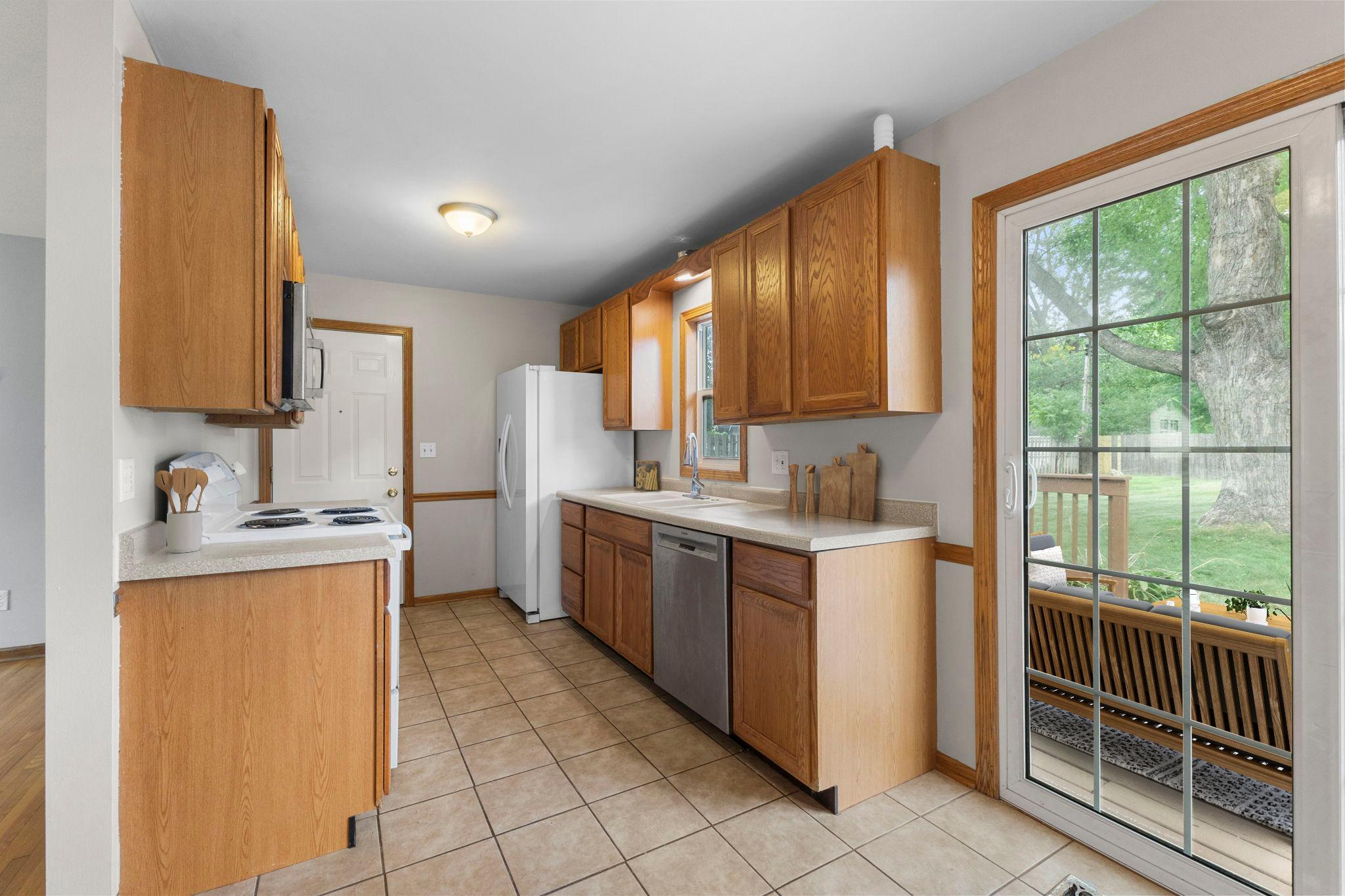 View of Residential at 3684 Prairie Road, White Bear Lake MN 55110, White Bear Lake (8 of 41) - Mike Wilen | Minnesota Team Real Estate