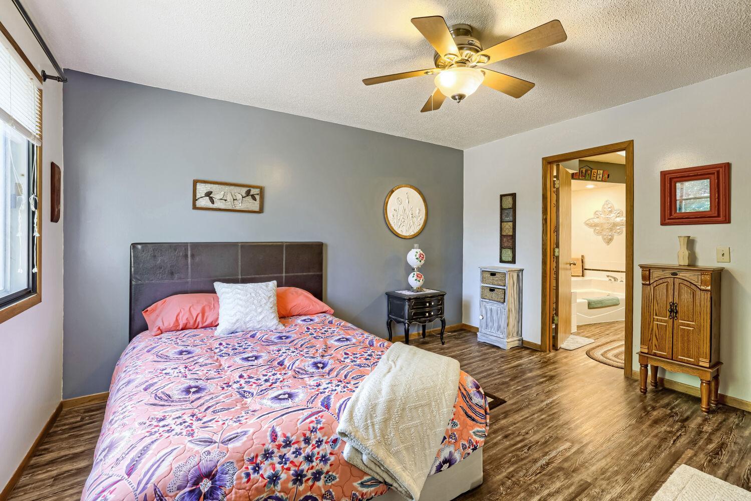 View of Residential at 4190 White Bear Parkway #1207, White Bear Lake MN 55110, White Bear Lake (20 of 29) - Mike Wilen | Minnesota Team Real Estate