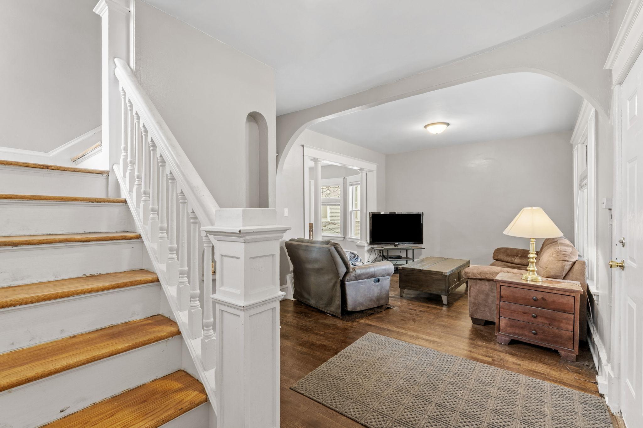 View of Residential at 779 Thomas Avenue, Saint Paul MN 55104, Saint Paul (5 of 33) - Mike Wilen | Minnesota Team Real Estate