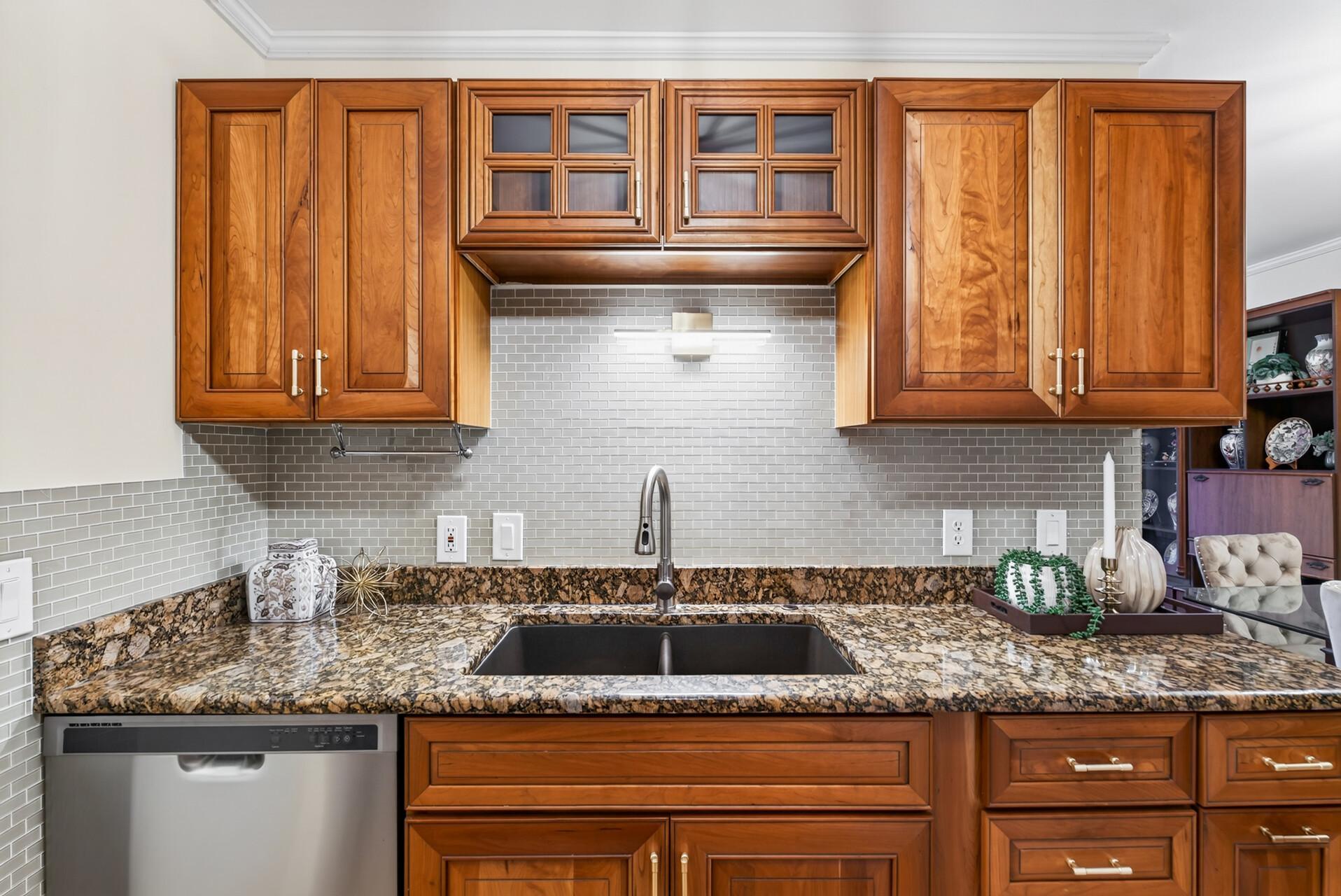 View of Residential at 205 Barry Avenue #306, Wayzata MN 55391, Wayzata (19 of 63) - Mike Wilen | Minnesota Team Real Estate