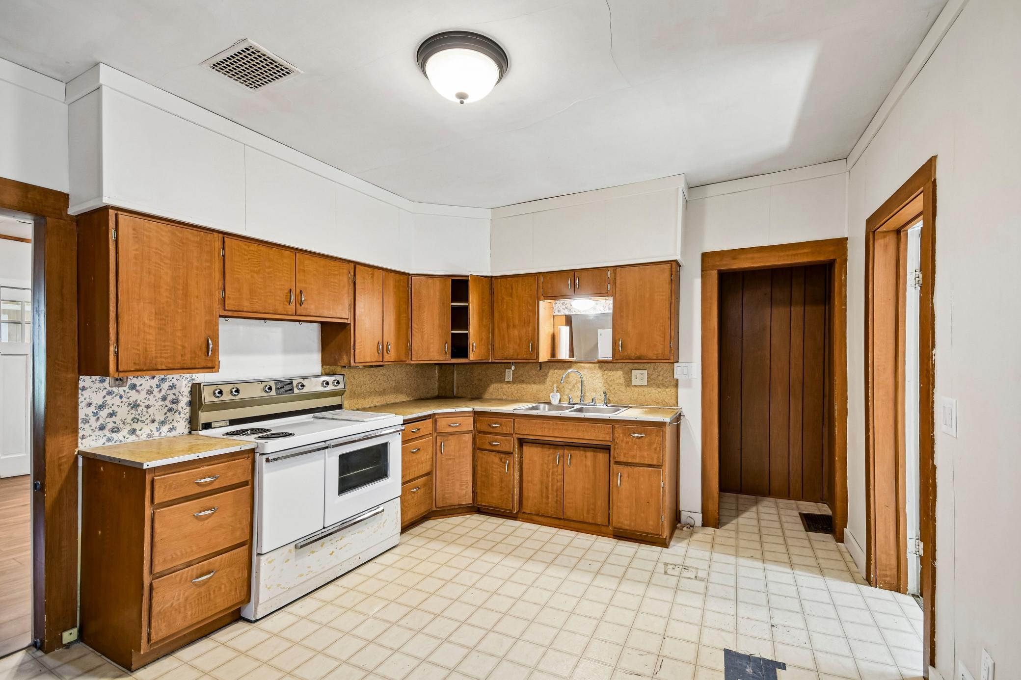 View of Residential at 380 Mcgrann Street, Green Isle MN 55338, Green Isle (11 of 32) - Mike Wilen | Minnesota Team Real Estate