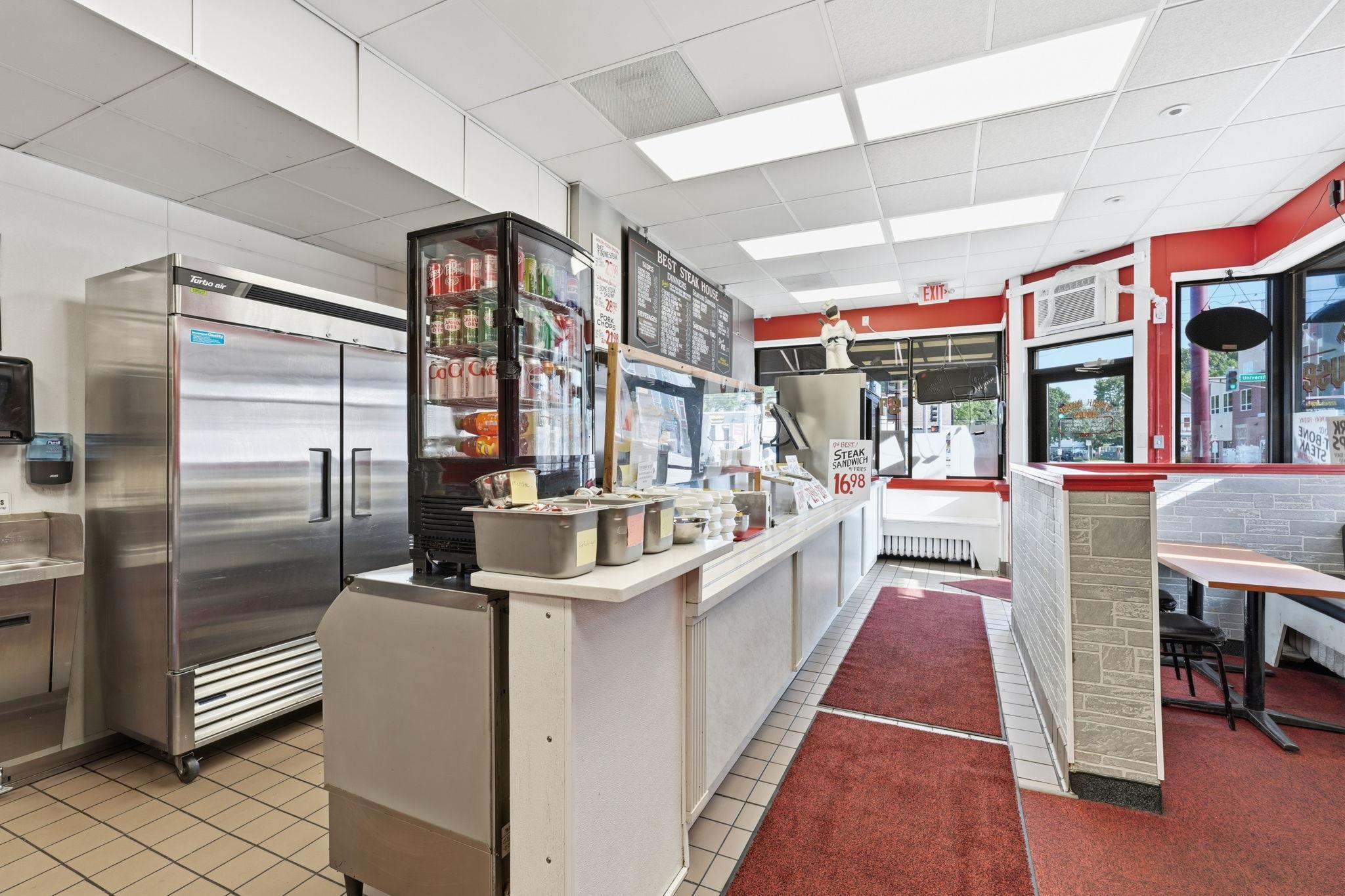 View of Commercial Sale at 860 University Avenue, Saint Paul MN 55104, Saint Paul (9 of 20) - Mike Wilen | Minnesota Team Real Estate