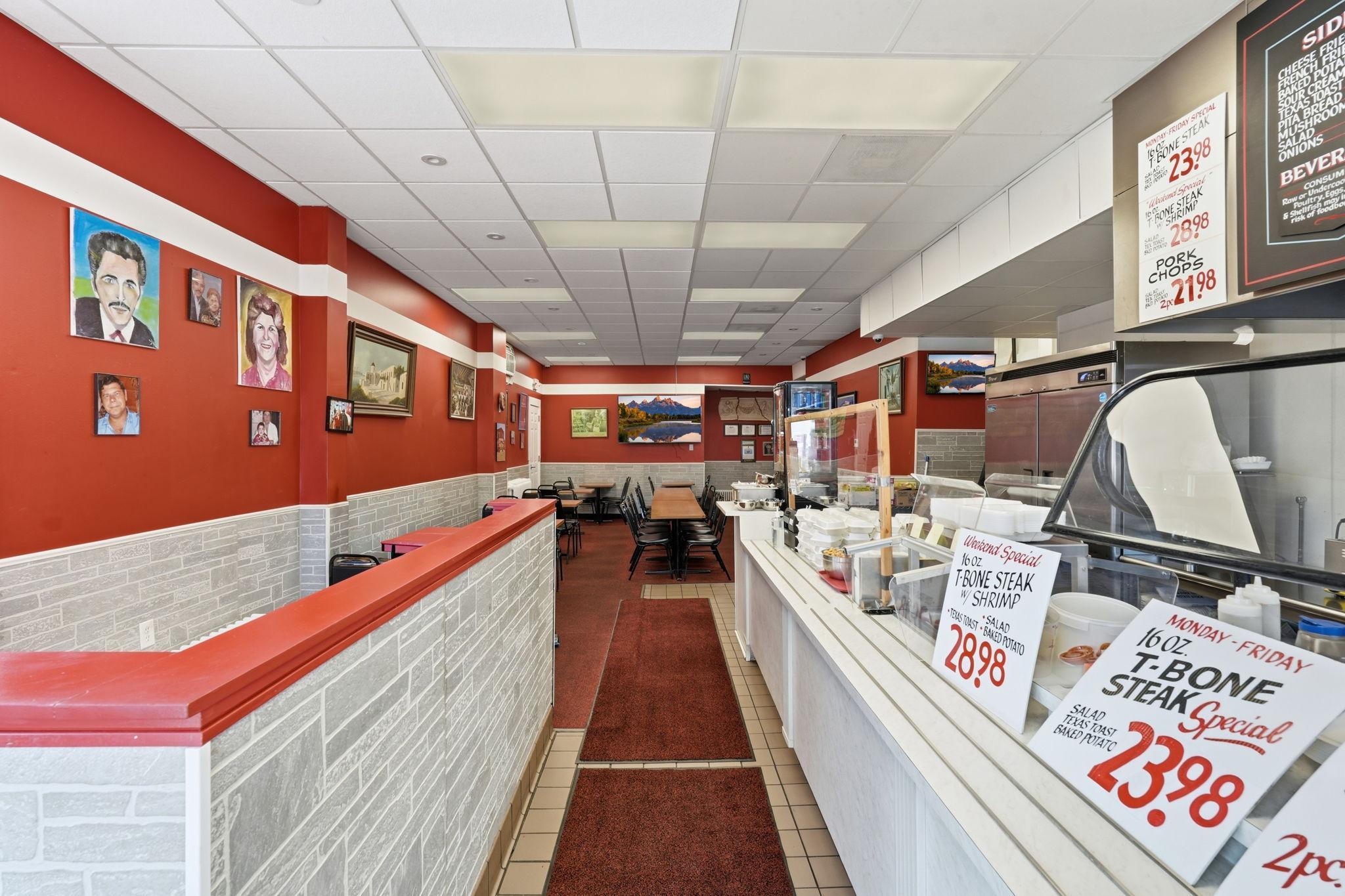 View of Commercial Sale at 860 University Avenue, Saint Paul MN 55104, Saint Paul (5 of 20) - Mike Wilen | Minnesota Team Real Estate