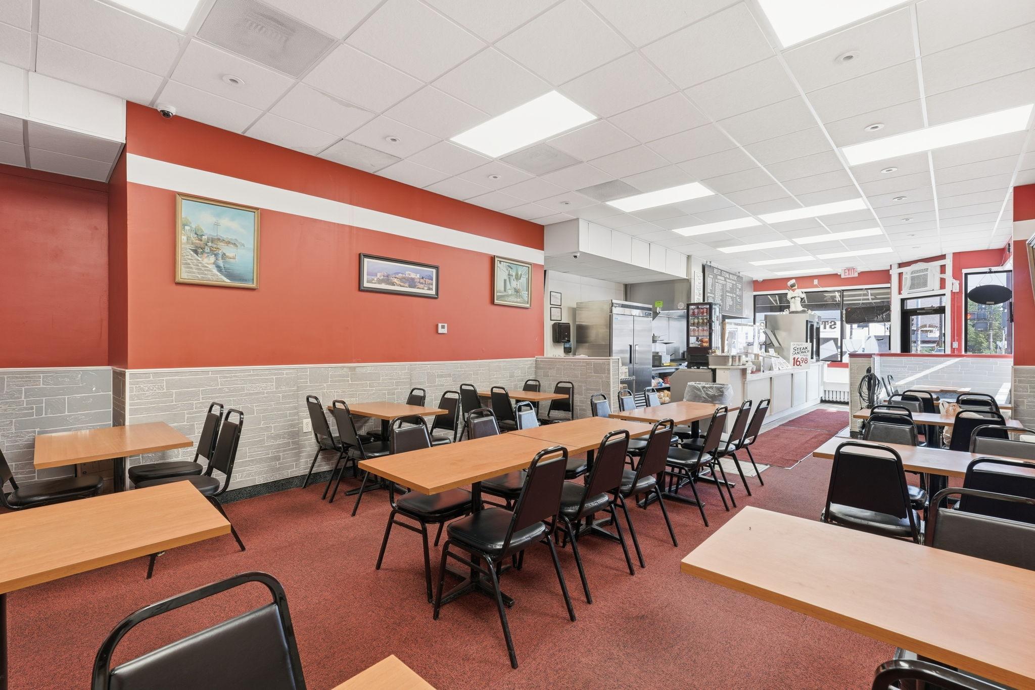 View of Commercial Sale at 860 University Avenue, Saint Paul MN 55104, Saint Paul (6 of 20) - Mike Wilen | Minnesota Team Real Estate