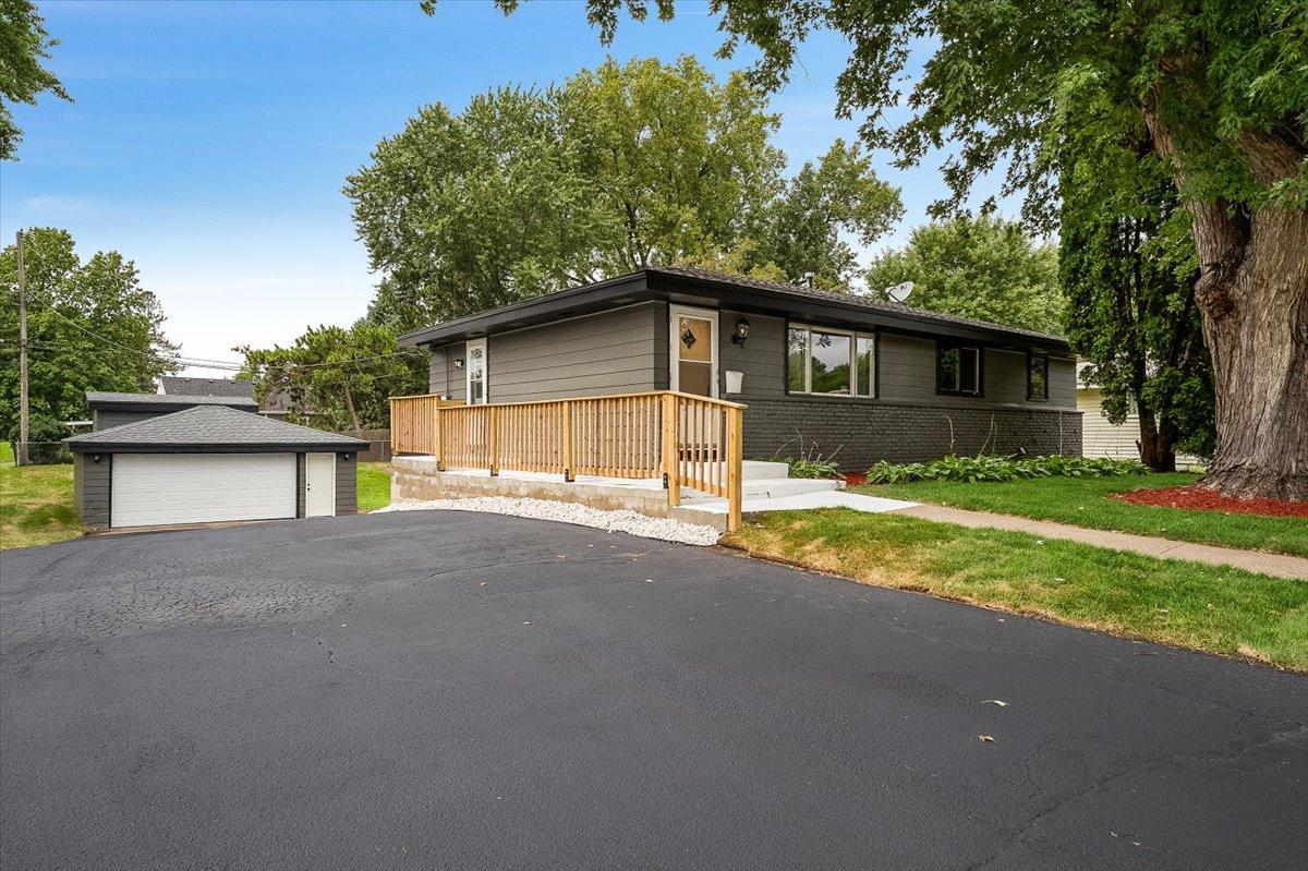 View of Residential at 1401 Winnetka Avenue, Golden Valley MN 55427, Golden Valley (48 of 48) - Mike Wilen | Minnesota Team Real Estate