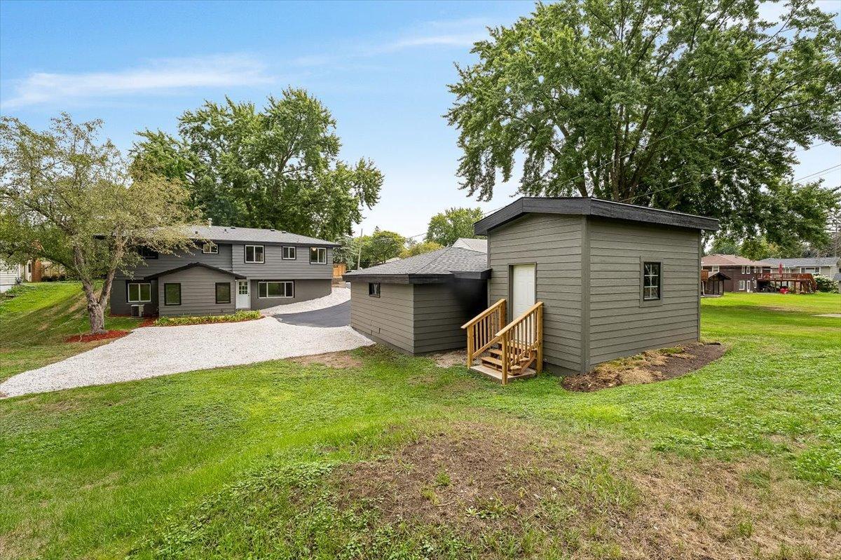 View of Residential at 1401 Winnetka Avenue, Golden Valley MN 55427, Golden Valley (46 of 48) - Mike Wilen | Minnesota Team Real Estate