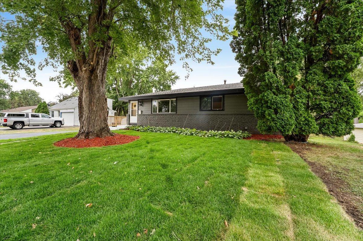 View of Residential at 1401 Winnetka Avenue, Golden Valley MN 55427, Golden Valley (3 of 48) - Mike Wilen | Minnesota Team Real Estate