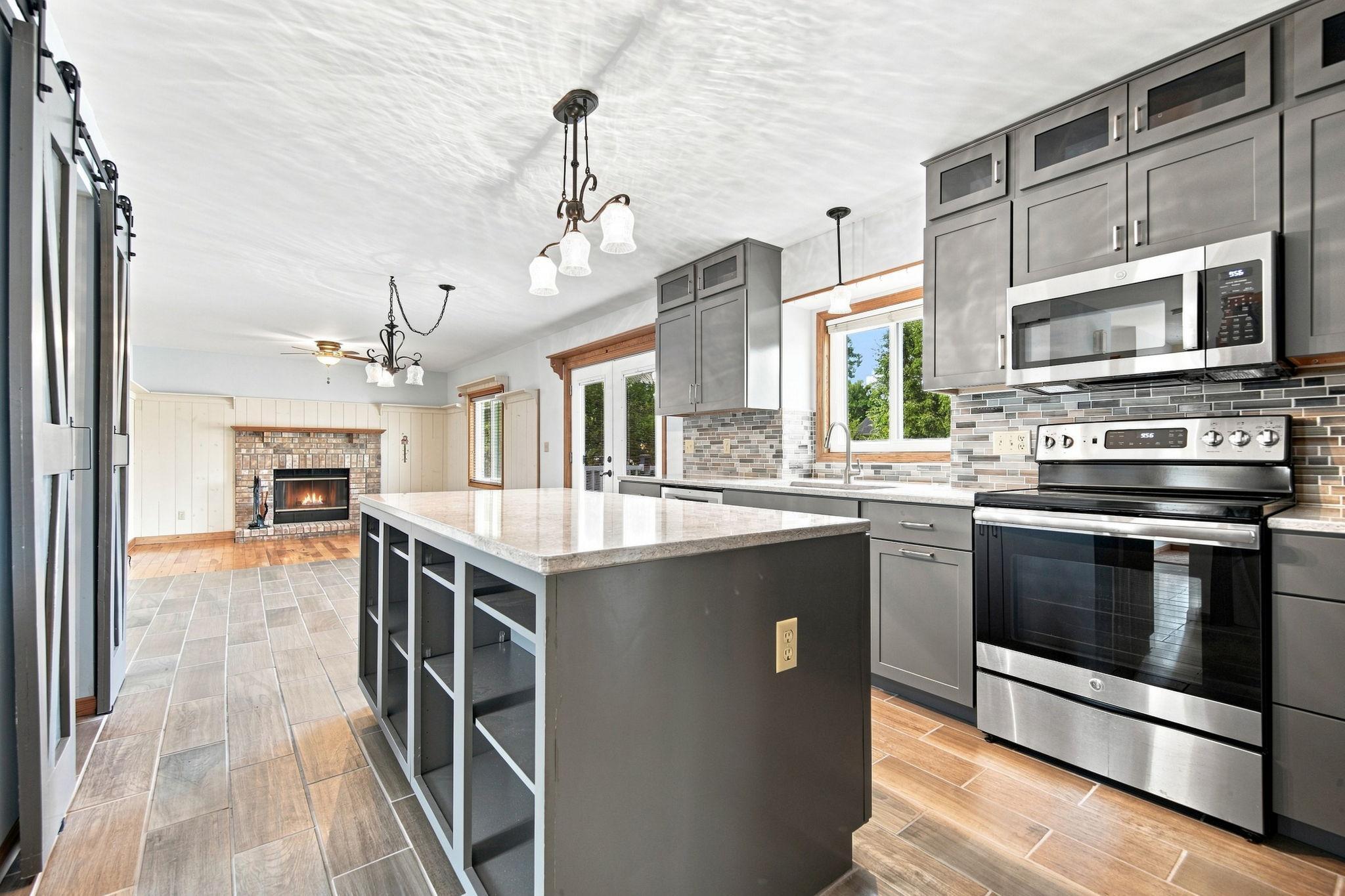View of Residential at 2610 Hydram Avenue, Oakdale MN 55128, Oakdale (6 of 45) - Mike Wilen | Minnesota Team Real Estate
