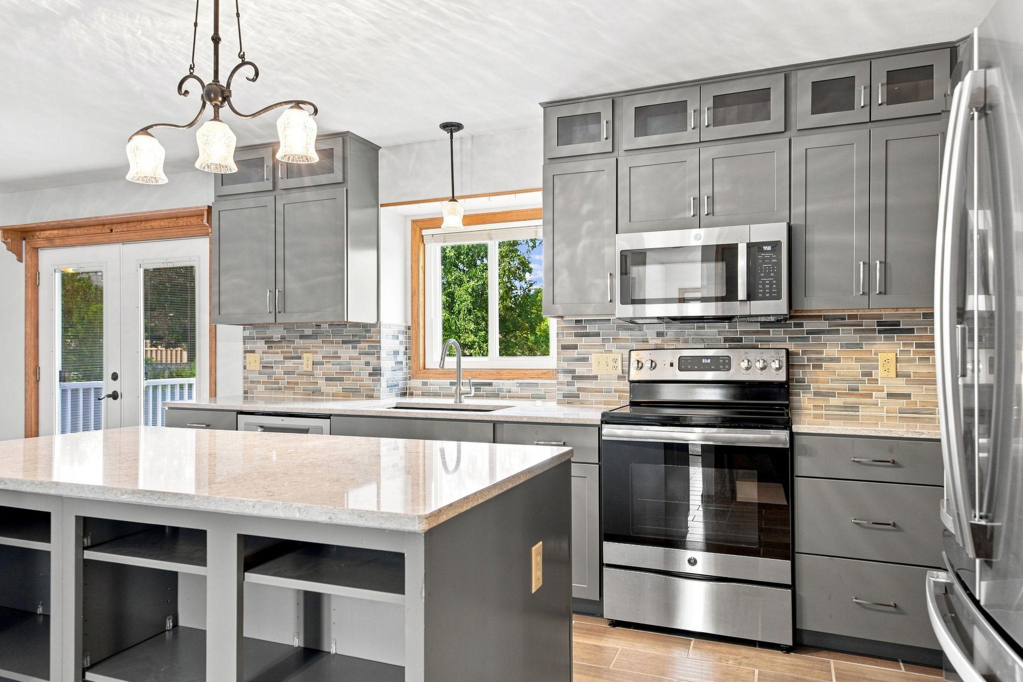 View of Residential at 2610 Hydram Avenue, Oakdale MN 55128, Oakdale (4 of 45) - Mike Wilen | Minnesota Team Real Estate