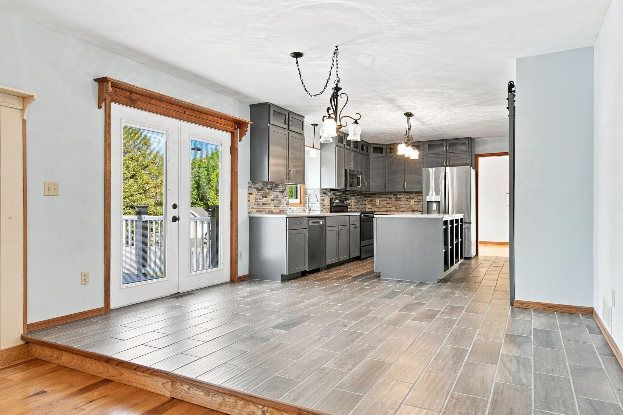 View of Residential at 2610 Hydram Avenue, Oakdale MN 55128, Oakdale (8 of 45) - Mike Wilen | Minnesota Team Real Estate