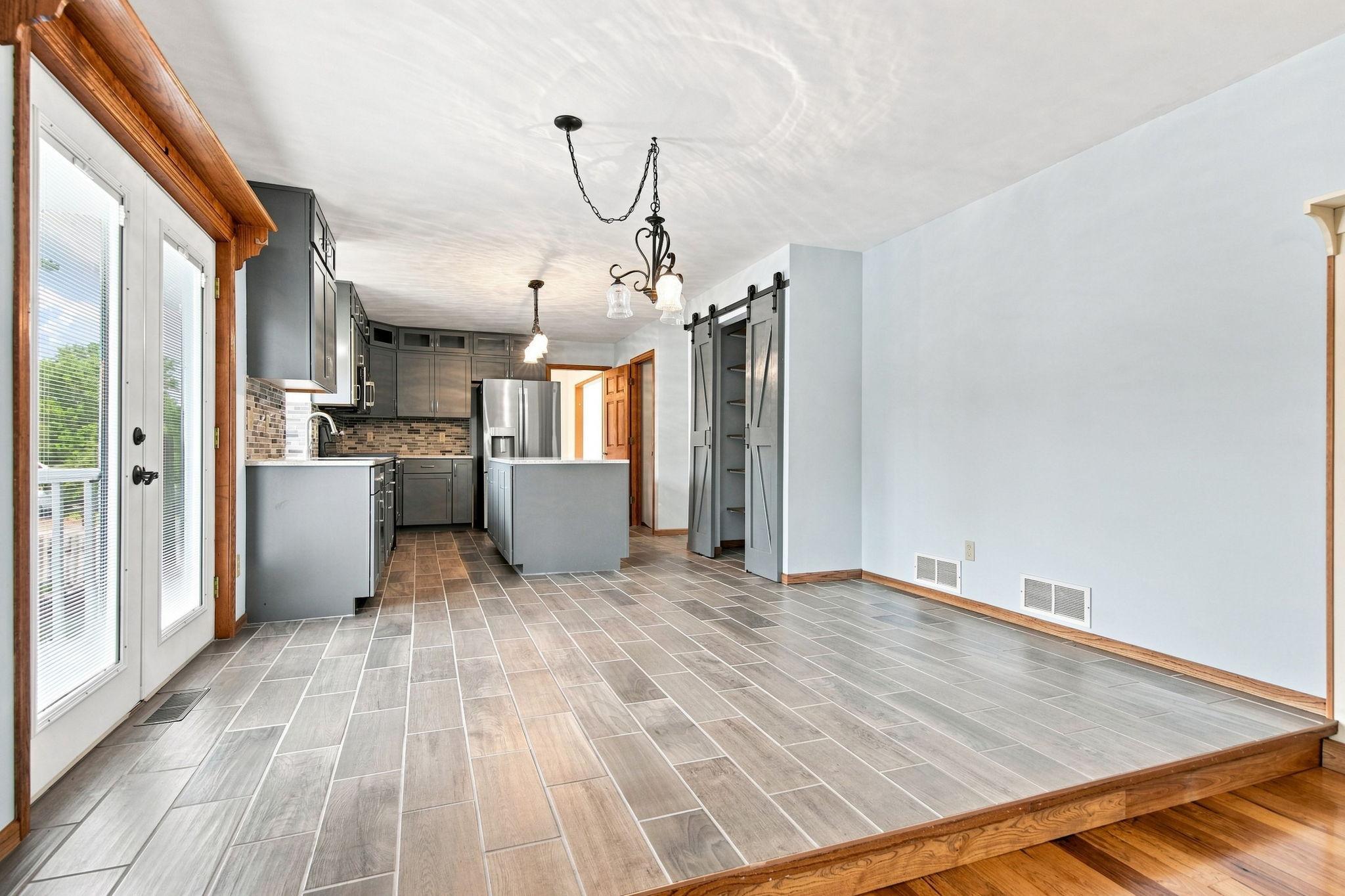 View of Residential at 2610 Hydram Avenue, Oakdale MN 55128, Oakdale (7 of 45) - Mike Wilen | Minnesota Team Real Estate