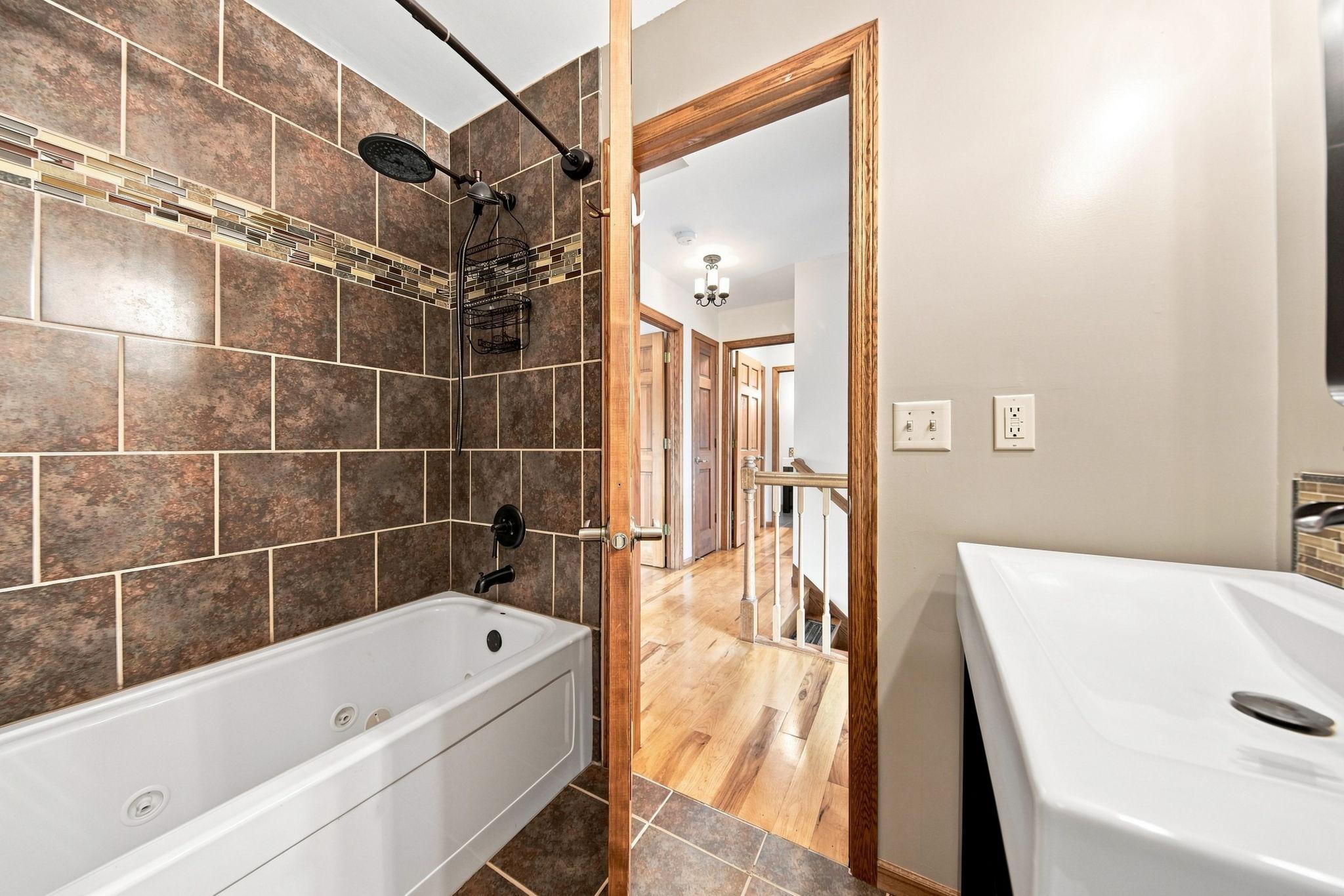 View of Residential at 2610 Hydram Avenue, Oakdale MN 55128, Oakdale (27 of 45) - Mike Wilen | Minnesota Team Real Estate