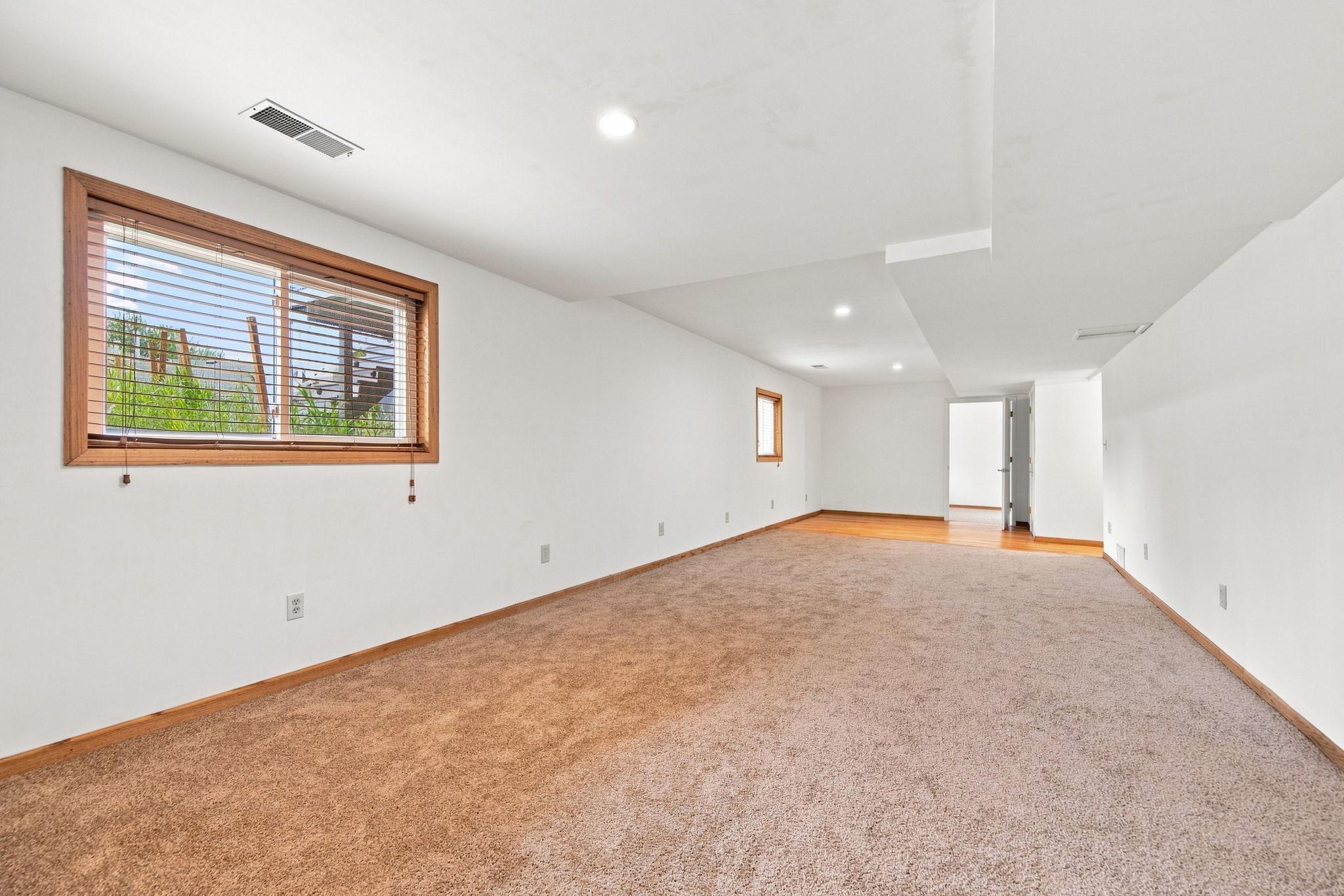 View of Residential at 2610 Hydram Avenue, Oakdale MN 55128, Oakdale (34 of 45) - Mike Wilen | Minnesota Team Real Estate