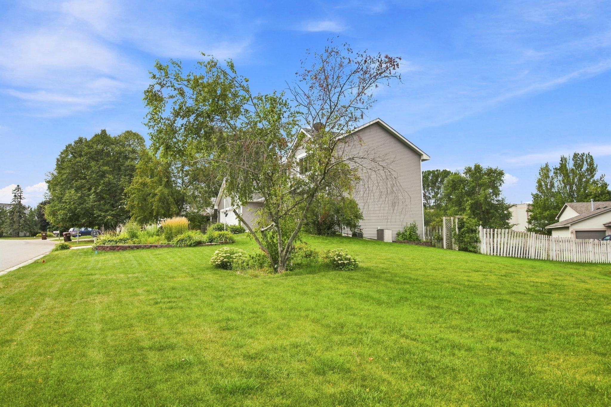 View of Residential at 2610 Hydram Avenue, Oakdale MN 55128, Oakdale (45 of 45) - Mike Wilen | Minnesota Team Real Estate