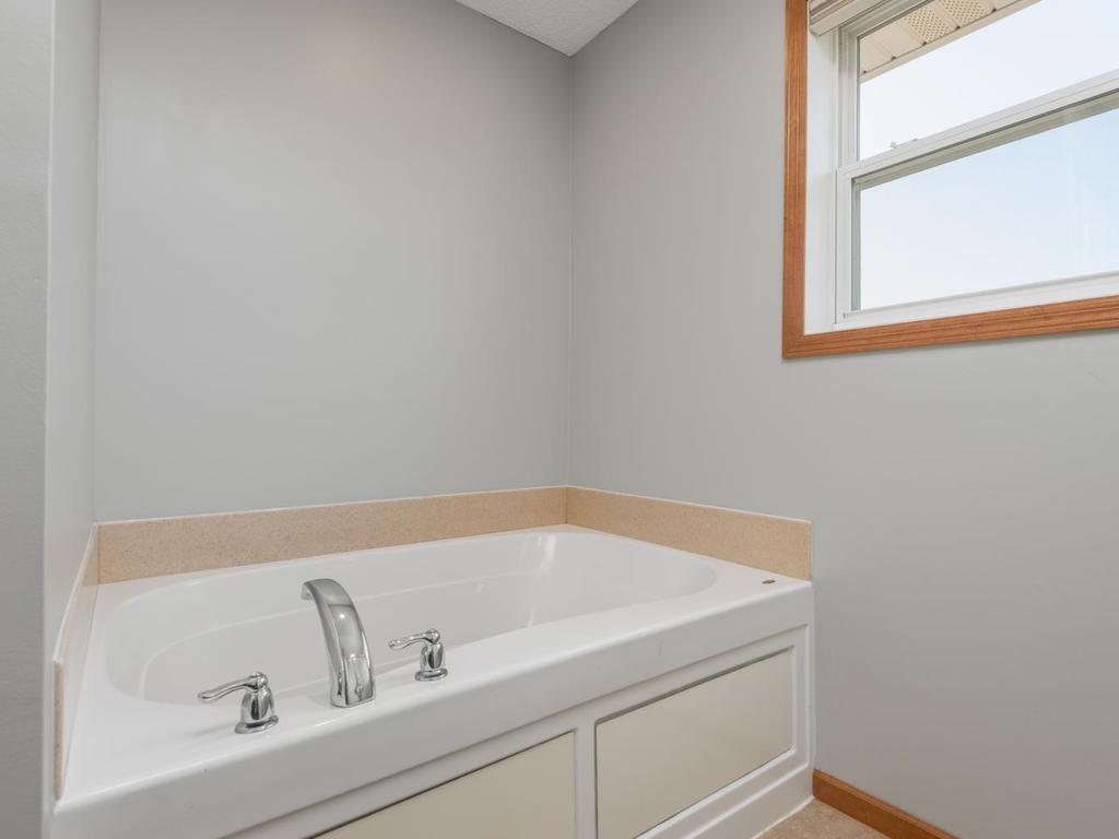 View of Residential at 1511 Pembroke Pass, Chanhassen MN 55317, Chanhassen (31 of 47) - Mike Wilen | Minnesota Team Real Estate