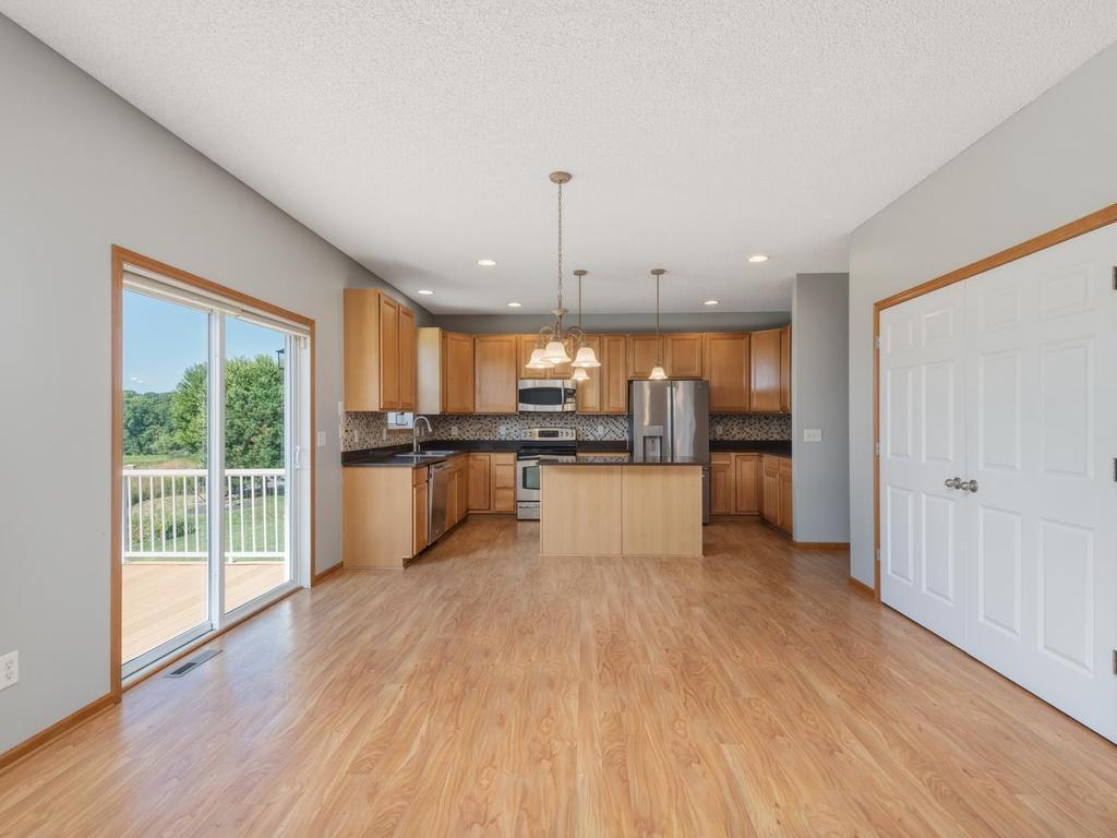 View of Residential at 1511 Pembroke Pass, Chanhassen MN 55317, Chanhassen (11 of 47) - Mike Wilen | Minnesota Team Real Estate