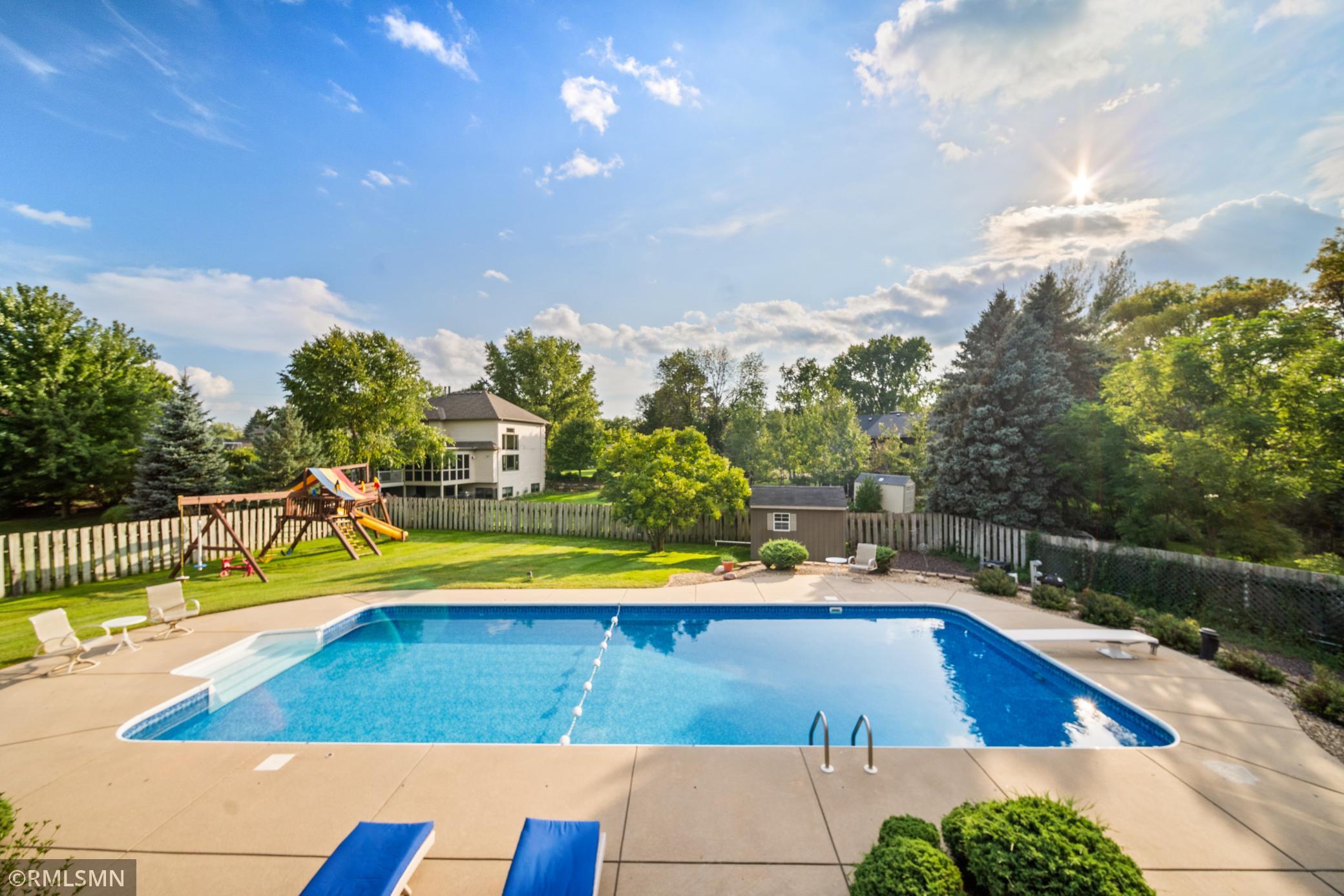 View of Residential at 6102 Creek Ridge Court, Minnetonka MN 55345, Minnetonka (17 of 90) - Mike Wilen | Minnesota Team Real Estate