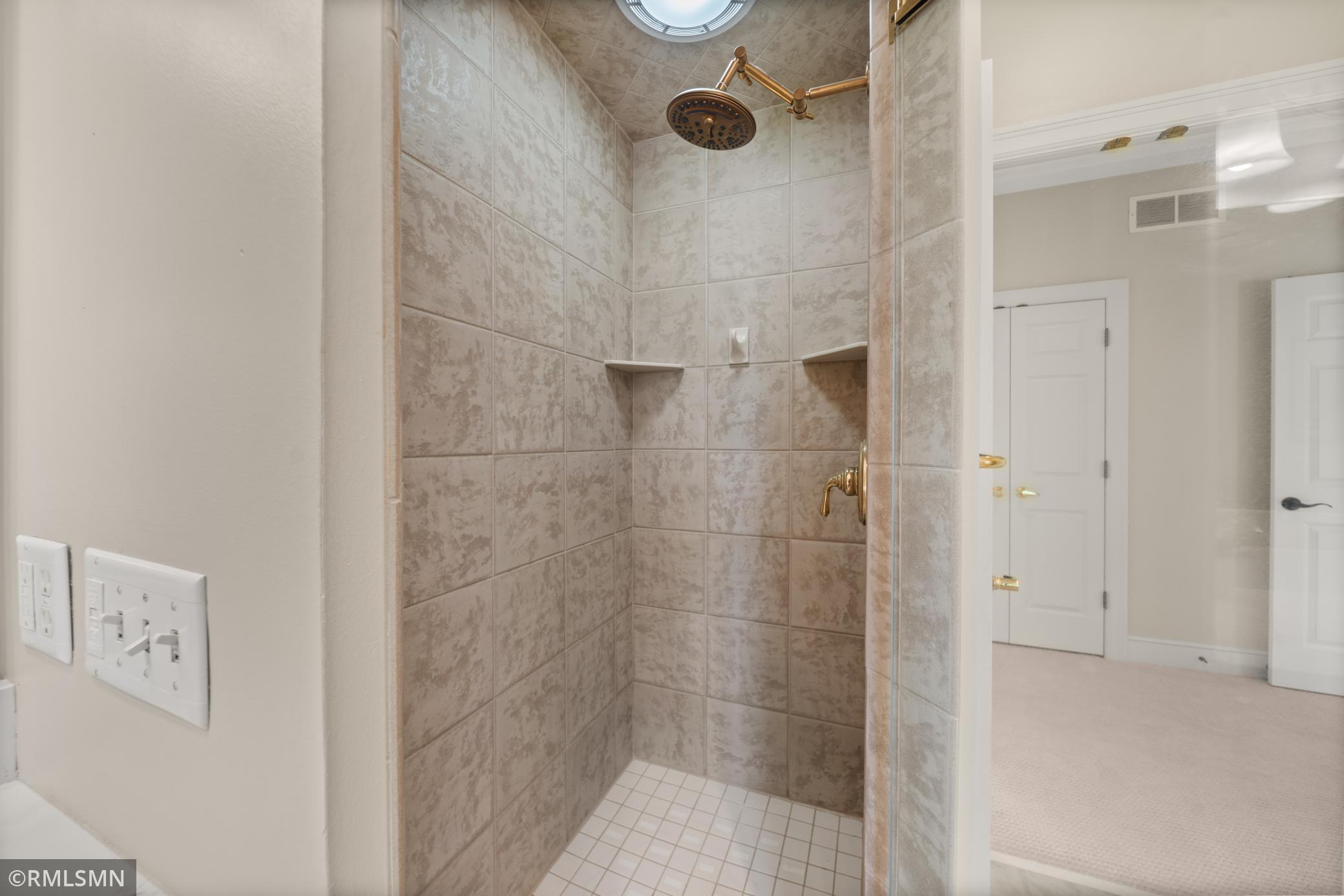 View of Residential at 6102 Creek Ridge Court, Minnetonka MN 55345, Minnetonka (57 of 90) - Mike Wilen | Minnesota Team Real Estate