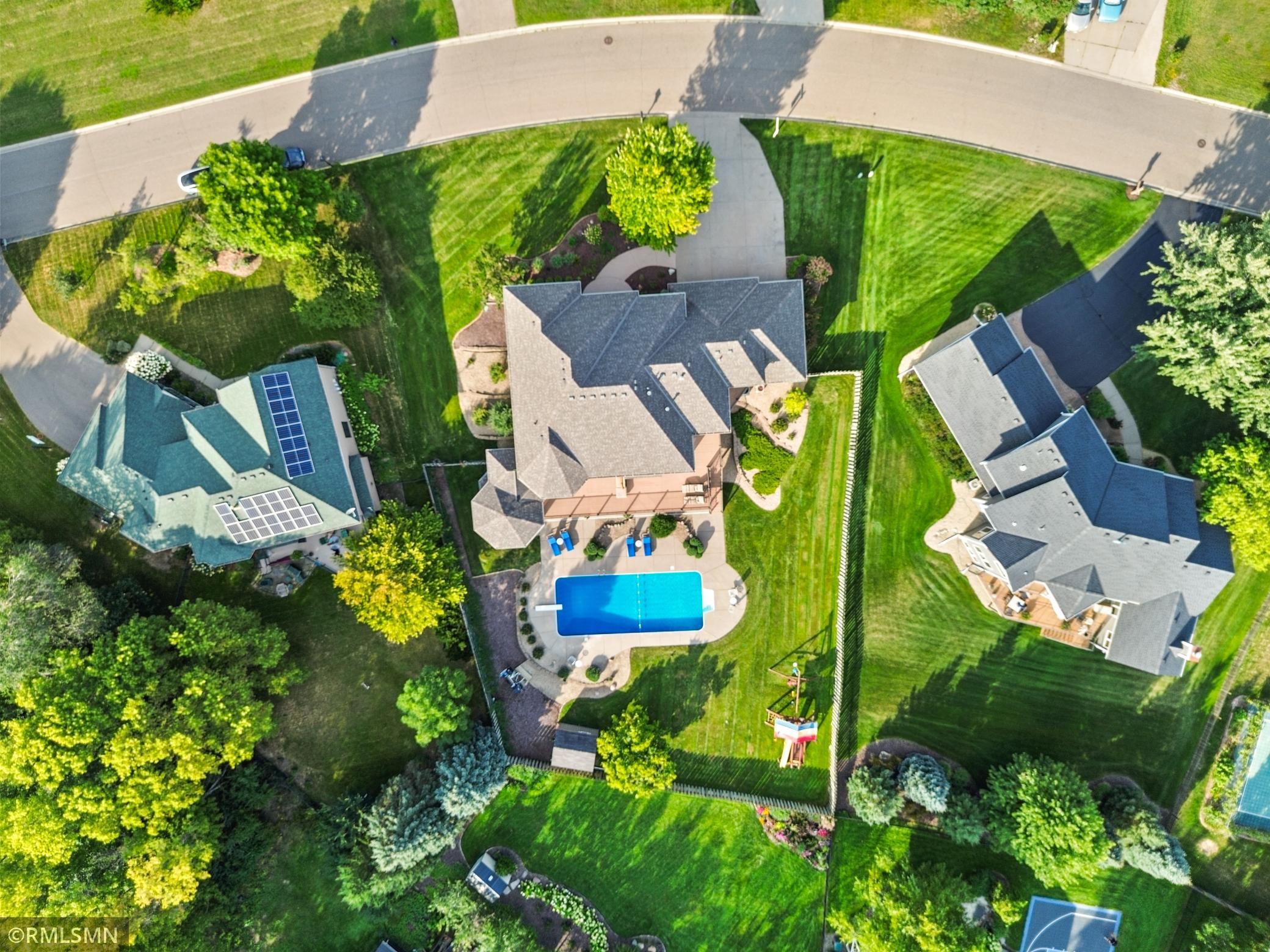 View of Residential at 6102 Creek Ridge Court, Minnetonka MN 55345, Minnetonka (11 of 90) - Mike Wilen | Minnesota Team Real Estate