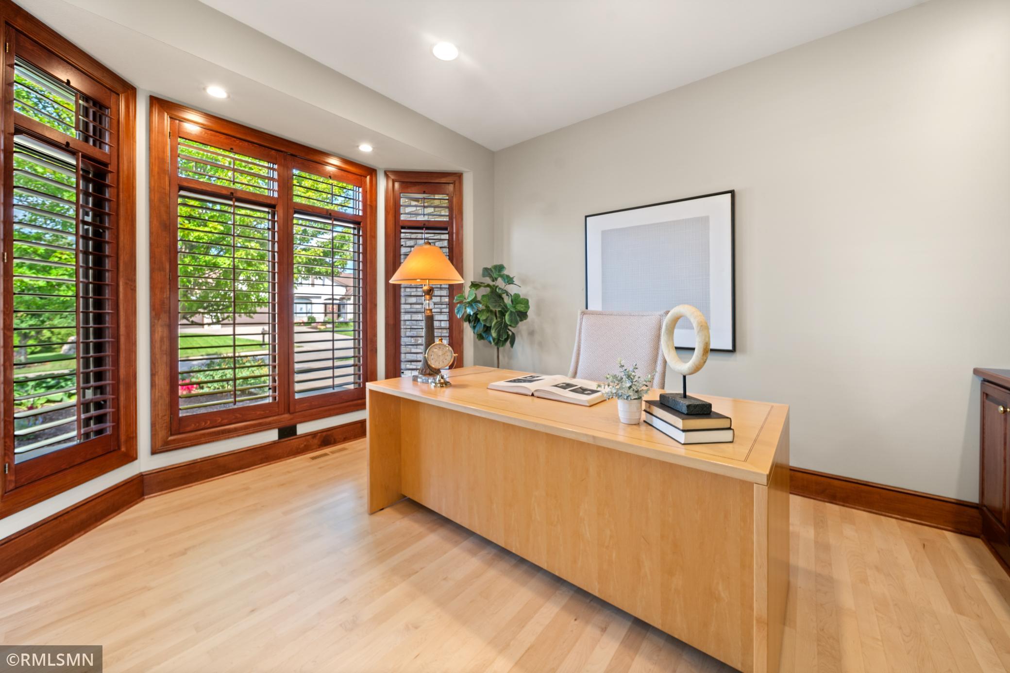 View of Residential at 6102 Creek Ridge Court, Minnetonka MN 55345, Minnetonka (24 of 90) - Mike Wilen | Minnesota Team Real Estate