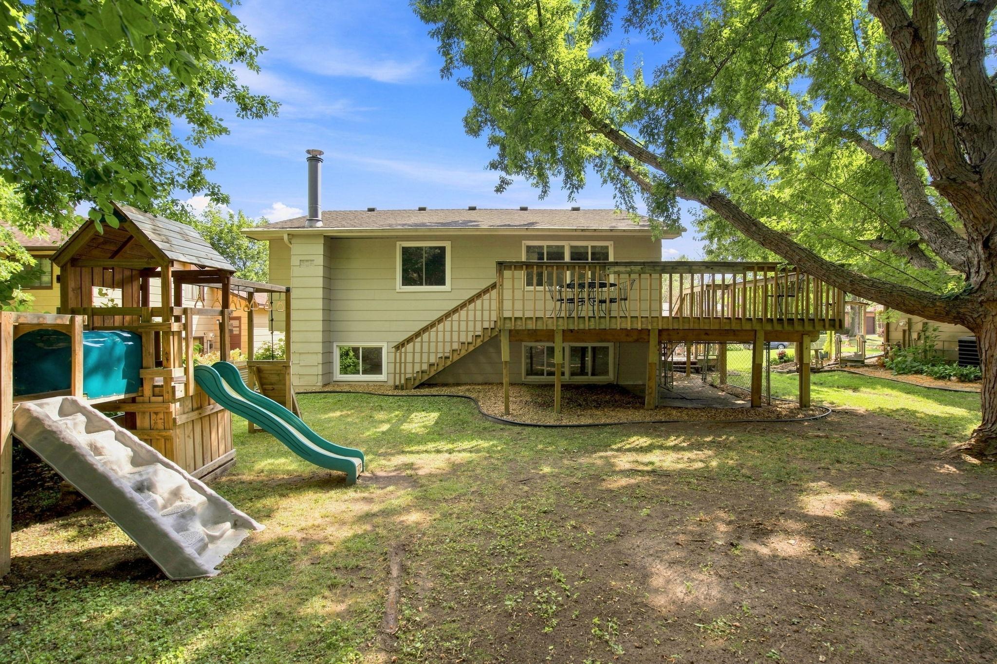 View of Residential at 11410 48th Avenue, Plymouth MN 55442, Plymouth (23 of 30) - Mike Wilen | Minnesota Team Real Estate