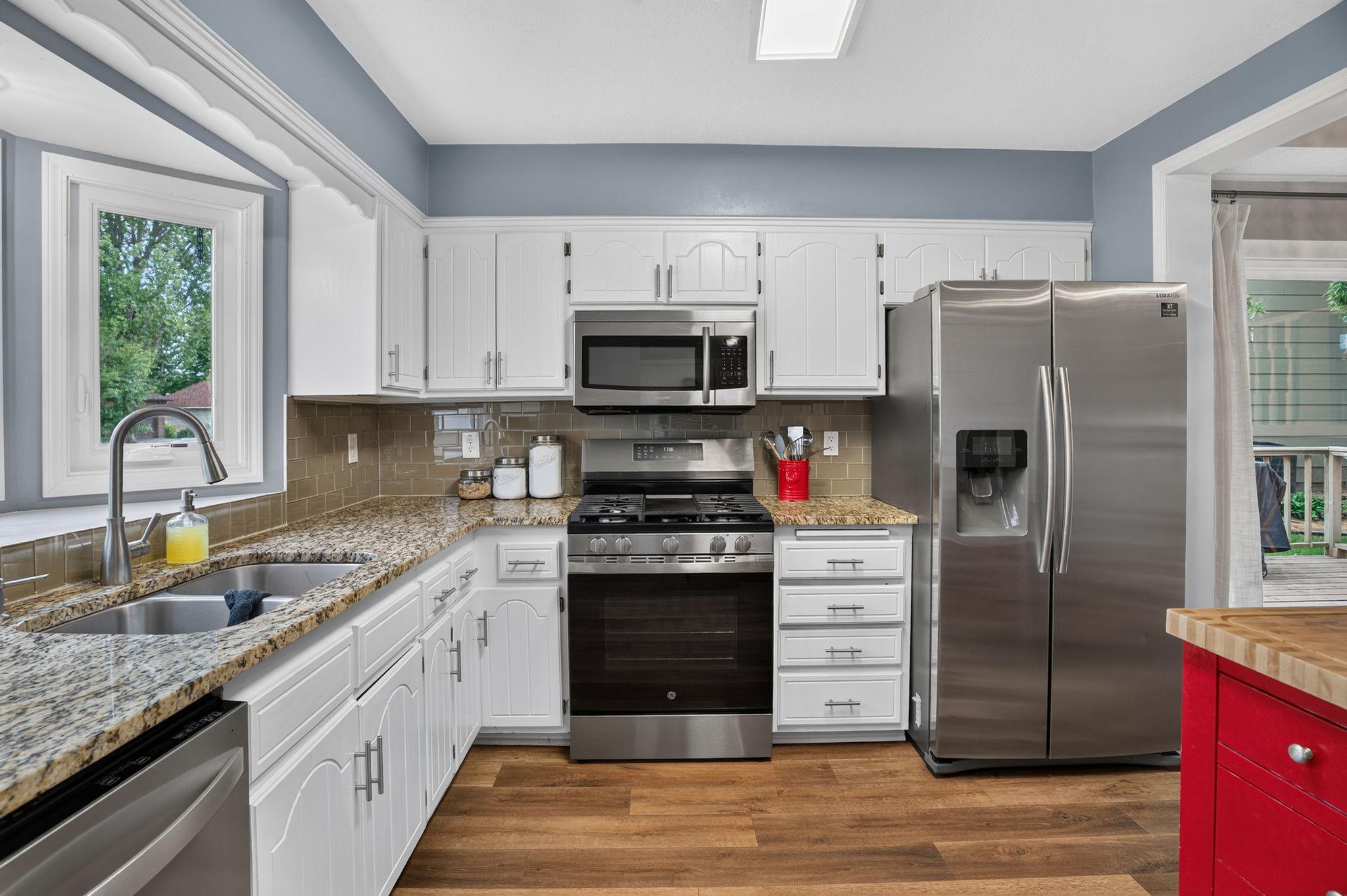View of Residential at 11410 48th Avenue, Plymouth MN 55442, Plymouth (3 of 30) - Mike Wilen | Minnesota Team Real Estate