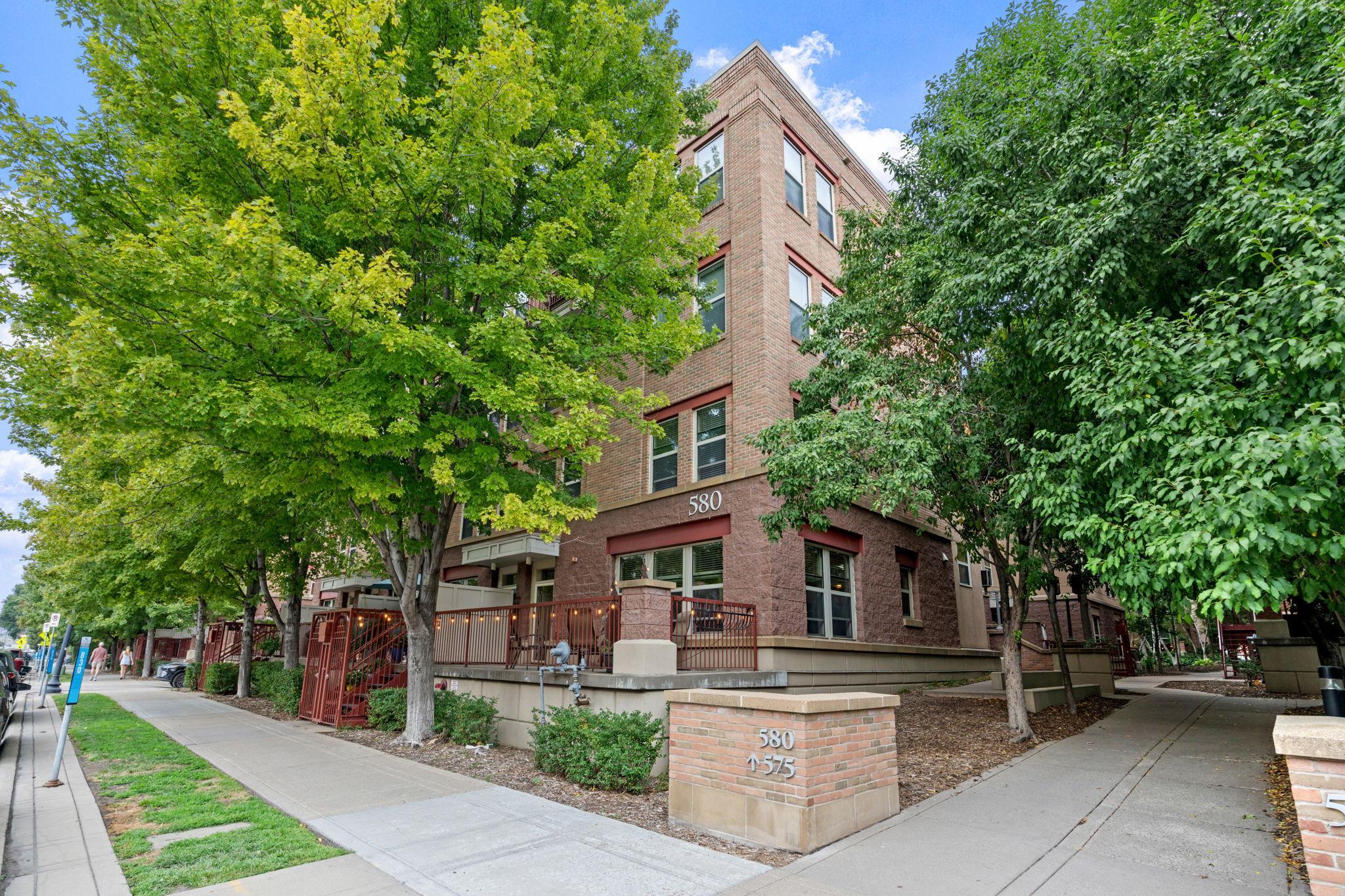 View of Residential at 580 2nd Street #406, Minneapolis MN 55401, Minneapolis (21 of 31) - Mike Wilen | Minnesota Team Real Estate