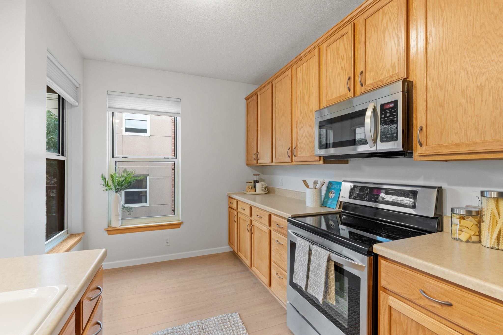 View of Residential at 580 2nd Street #406, Minneapolis MN 55401, Minneapolis (6 of 31) - Mike Wilen | Minnesota Team Real Estate