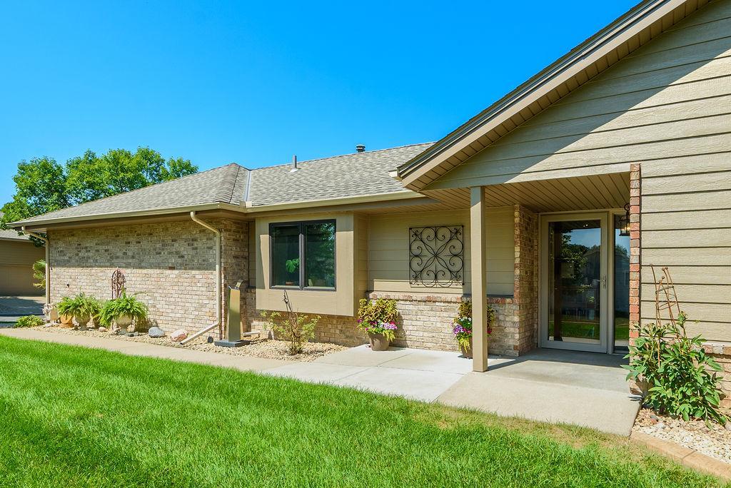 View of Residential at 14346 Embassy Way, Apple Valley MN 55124, Apple Valley (47 of 55) - Mike Wilen | Minnesota Team Real Estate