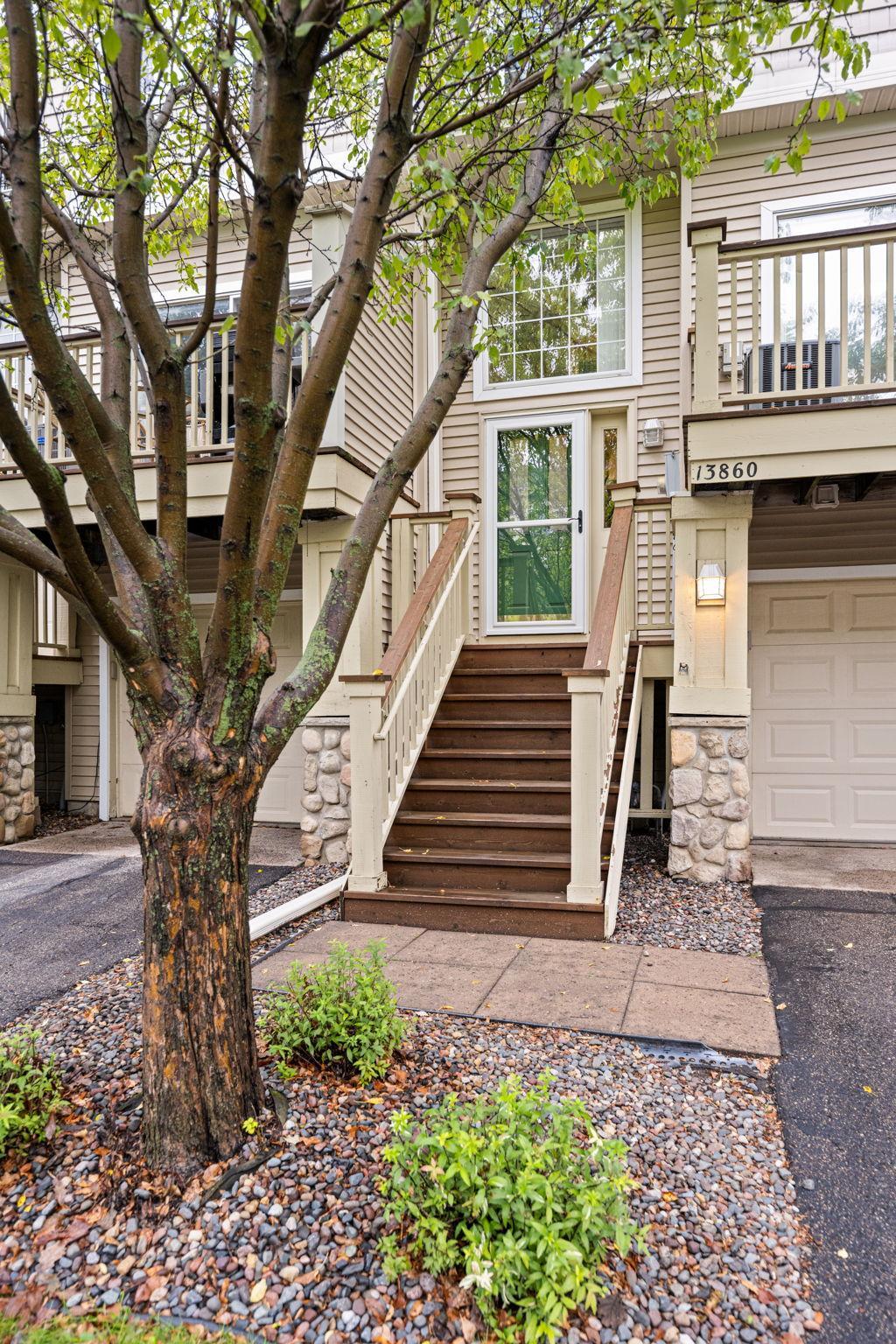 View of Residential at 13860 52nd Avenue, Plymouth MN 55446, Plymouth (31 of 39) - Mike Wilen | Minnesota Team Real Estate