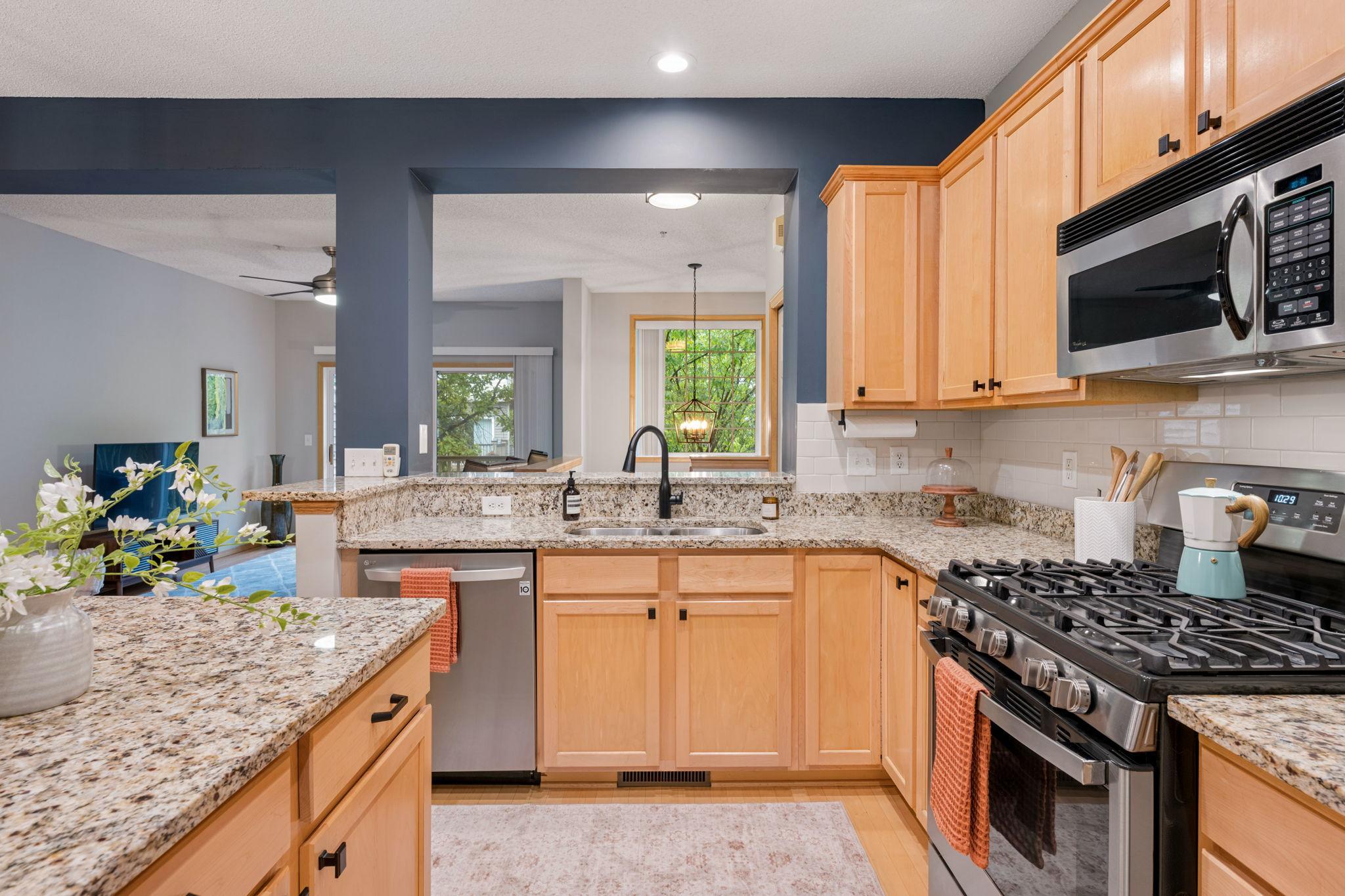 View of Residential at 13860 52nd Avenue, Plymouth MN 55446, Plymouth (11 of 39) - Mike Wilen | Minnesota Team Real Estate