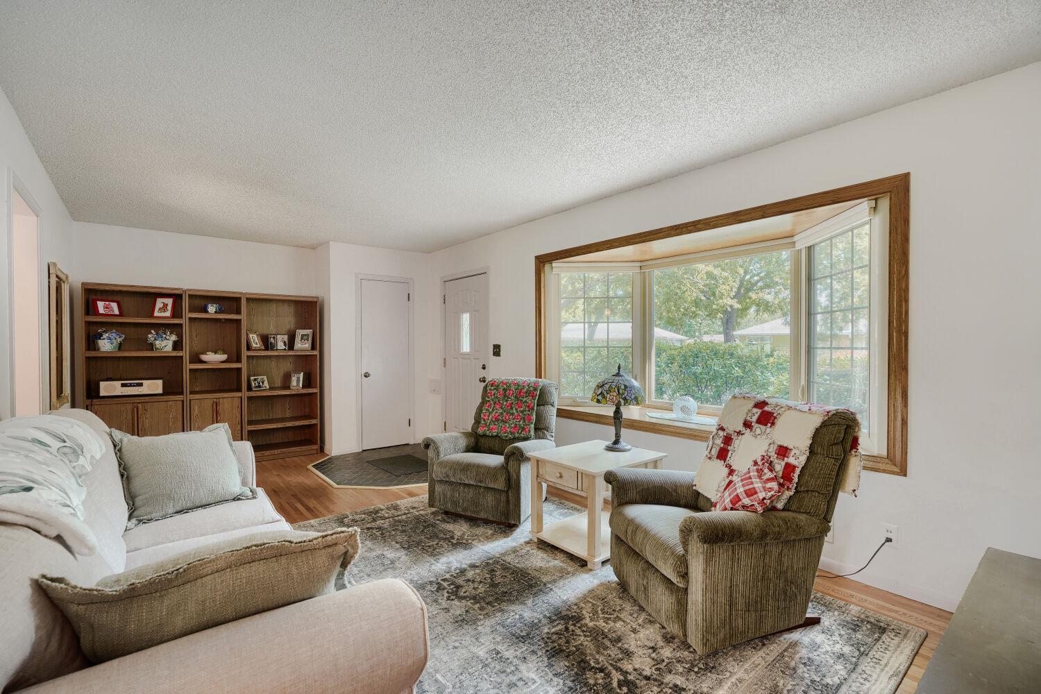 View of Residential at 9242 15th Avenue, Bloomington MN 55425, Bloomington (8 of 29) - Mike Wilen | Minnesota Team Real Estate