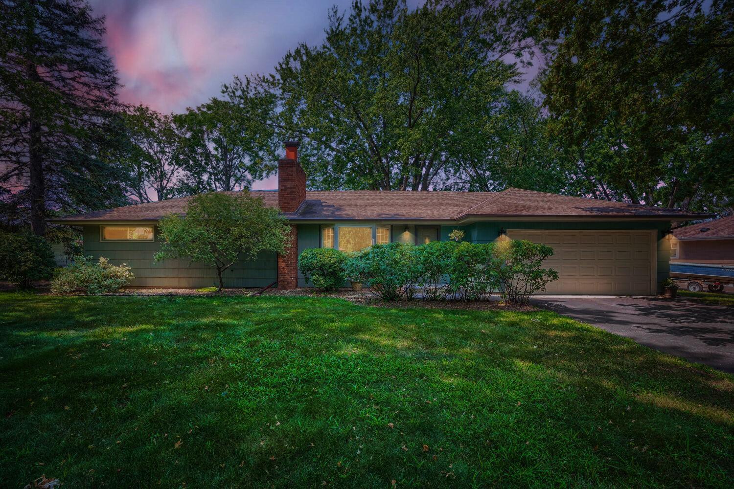 View of Residential at 9242 15th Avenue, Bloomington MN 55425, Bloomington (3 of 29) - Mike Wilen | Minnesota Team Real Estate