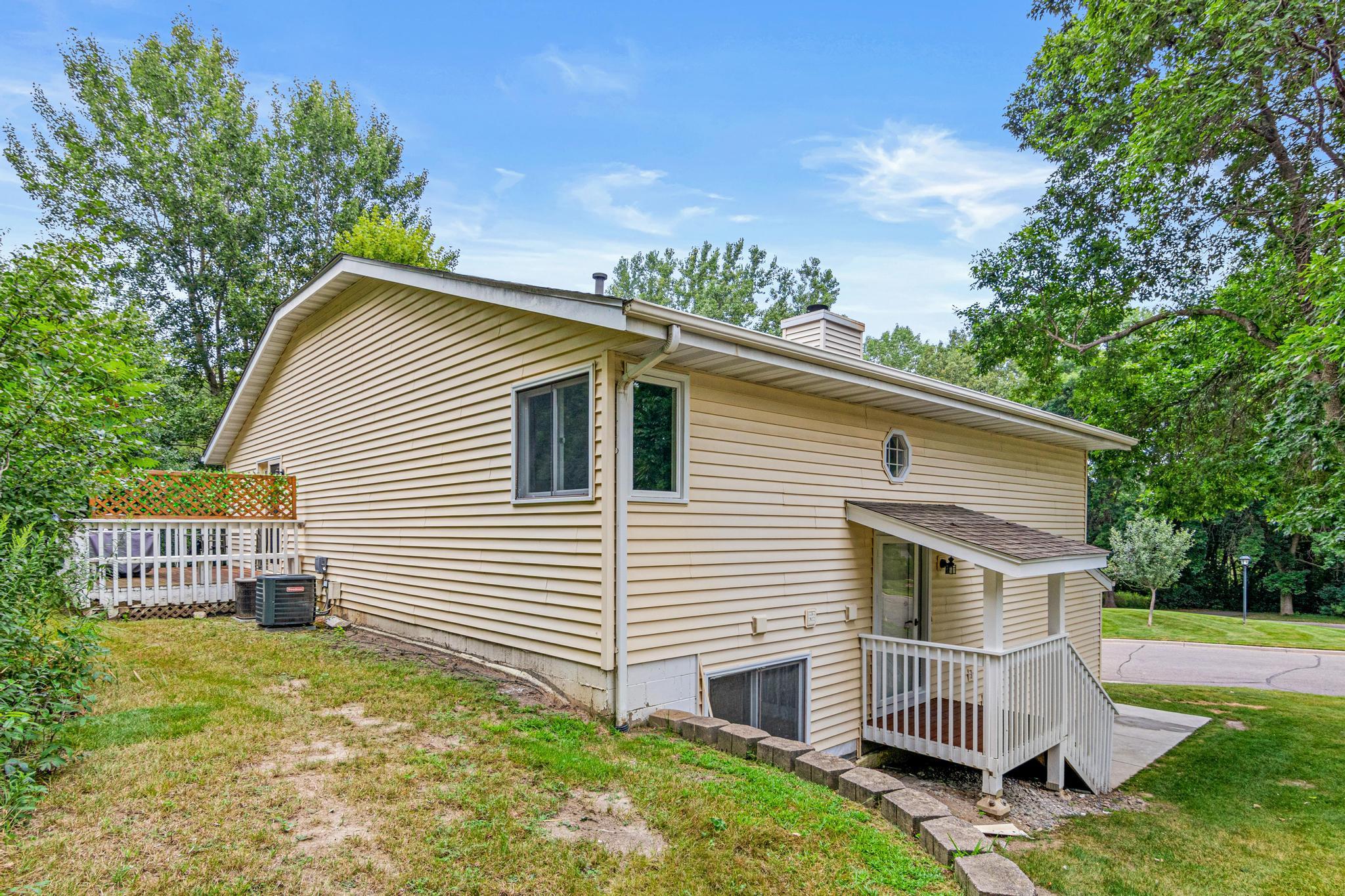 View of Residential at 18030 Covington Path, Minnetonka MN 55345, Minnetonka (15 of 17) - Mike Wilen | Minnesota Team Real Estate