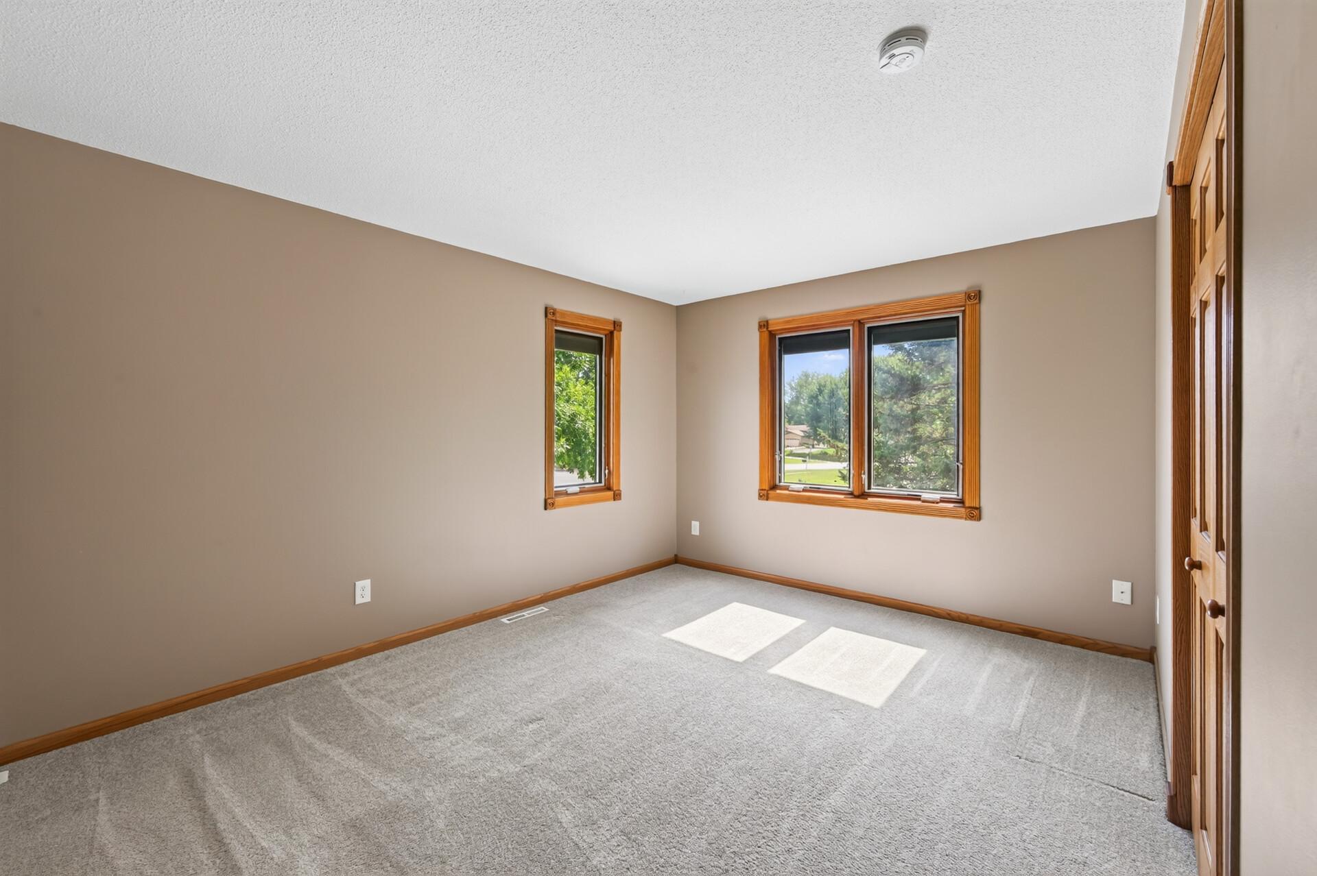 View of Residential at 1945 Beaver Dam Court, Eagan MN 55122, Eagan (12 of 33) - Mike Wilen | Minnesota Team Real Estate