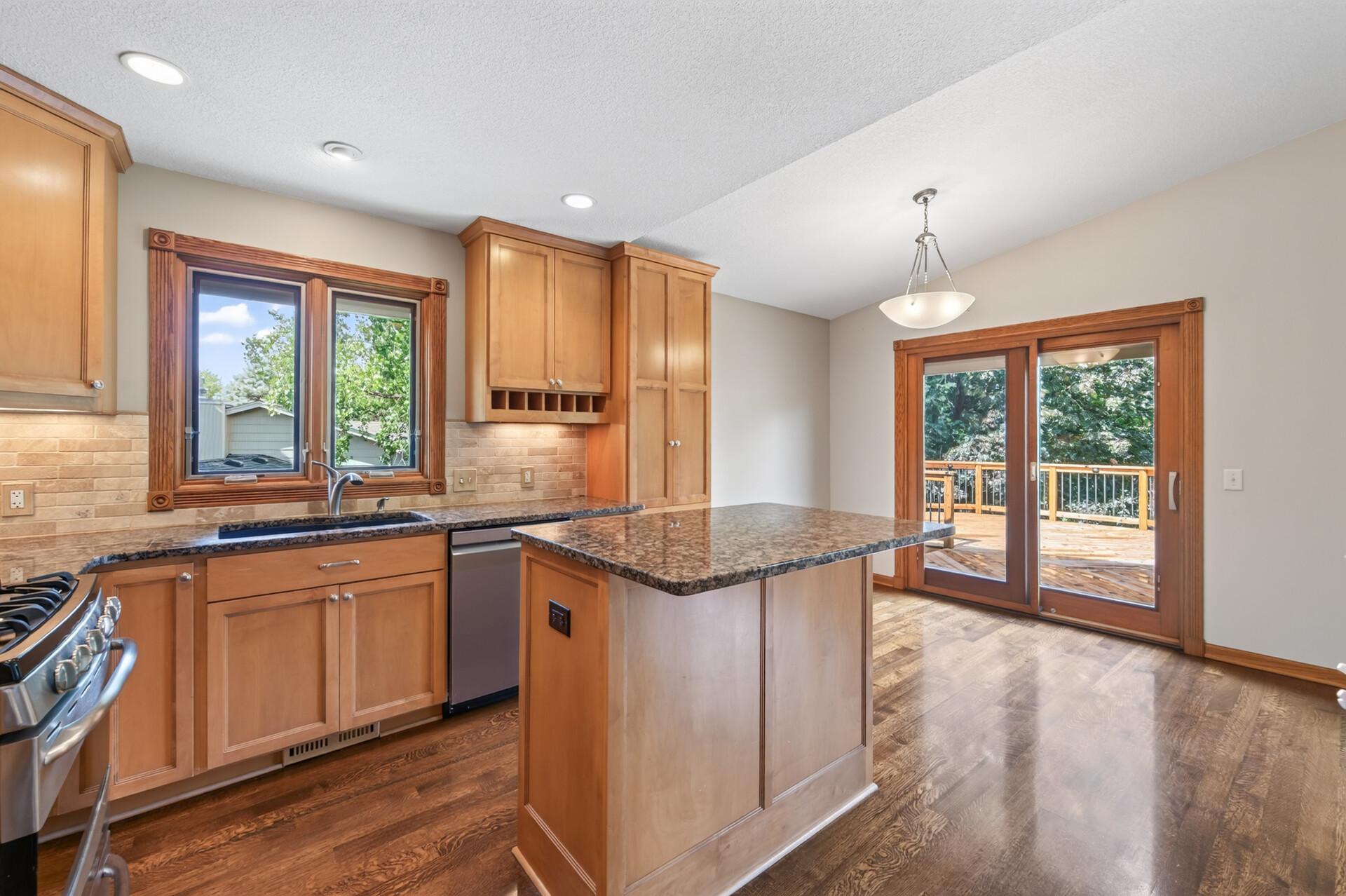 View of Residential at 1945 Beaver Dam Court, Eagan MN 55122, Eagan (11 of 33) - Mike Wilen | Minnesota Team Real Estate
