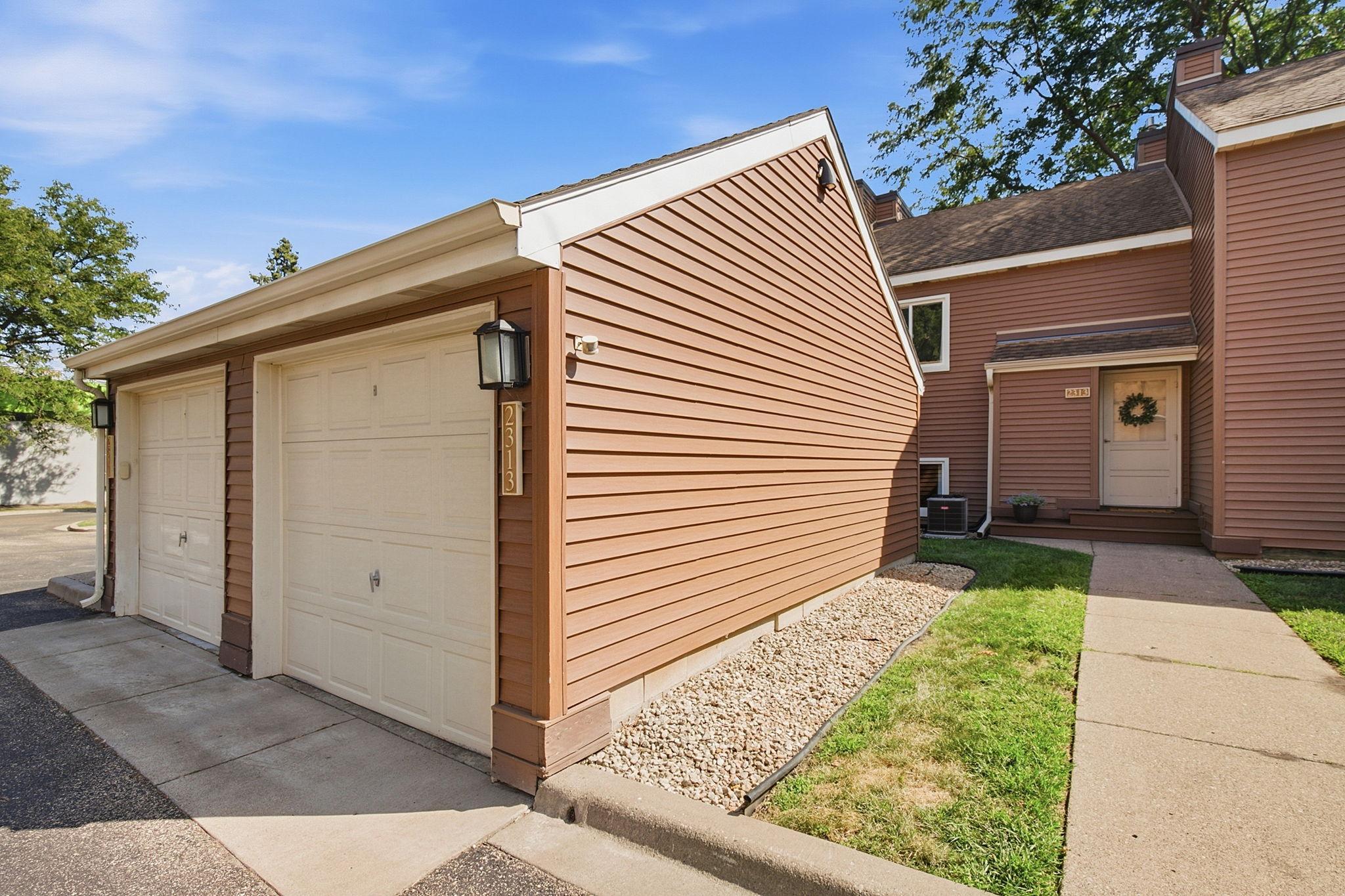View of Residential at 2313 Territorial Road, Saint Paul MN 55114, Saint Paul (15 of 23) - Mike Wilen | Minnesota Team Real Estate