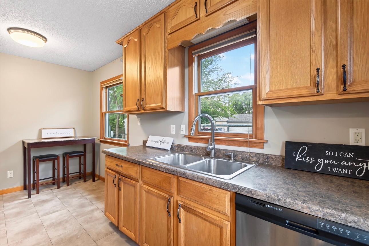 View of Residential at 4900 Thomas Avenue, Minneapolis MN 55430, Minneapolis (6 of 9) - Mike Wilen | Minnesota Team Real Estate